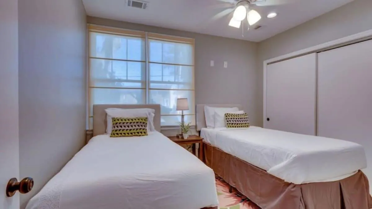 度假居 Two Units With Gazebo-swanky Style