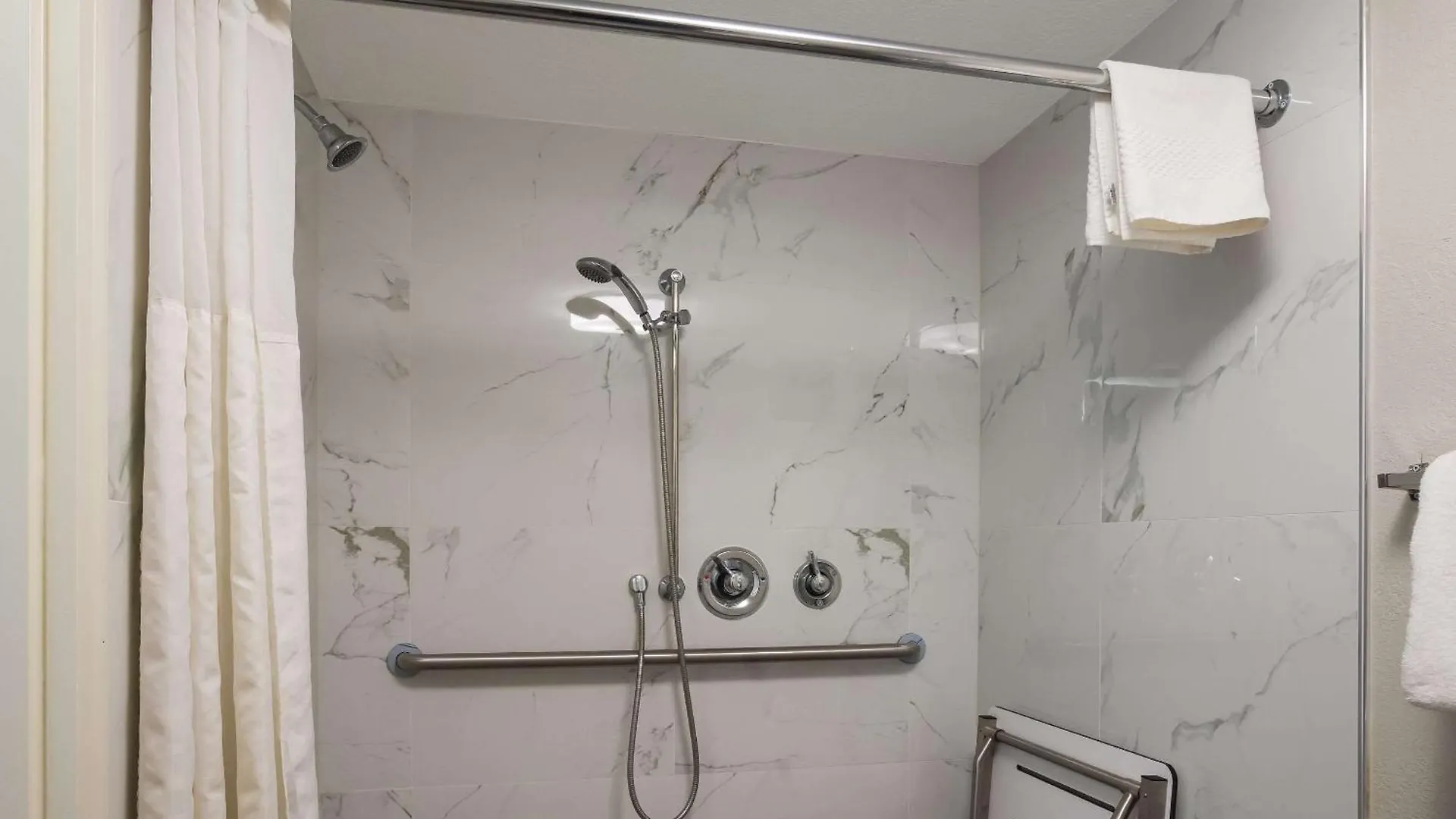 Sleep Midtown Inn 3*