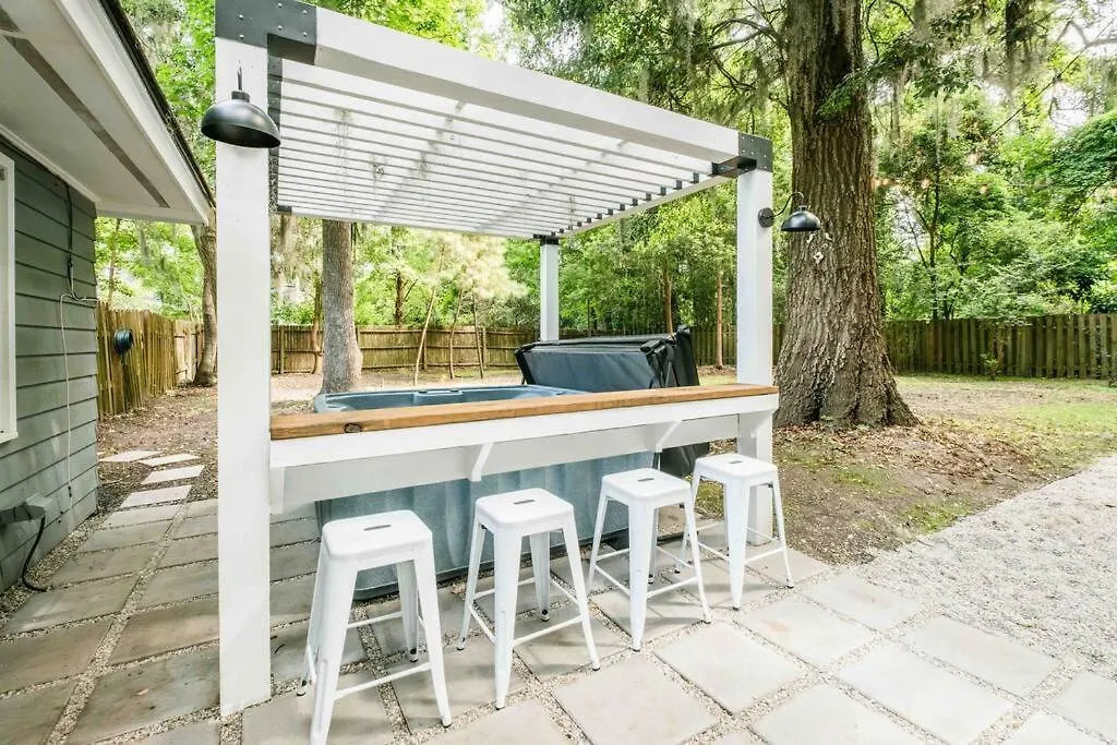 Sleeps 18 Island On Acre Hidden Speakeasy 펜션 *