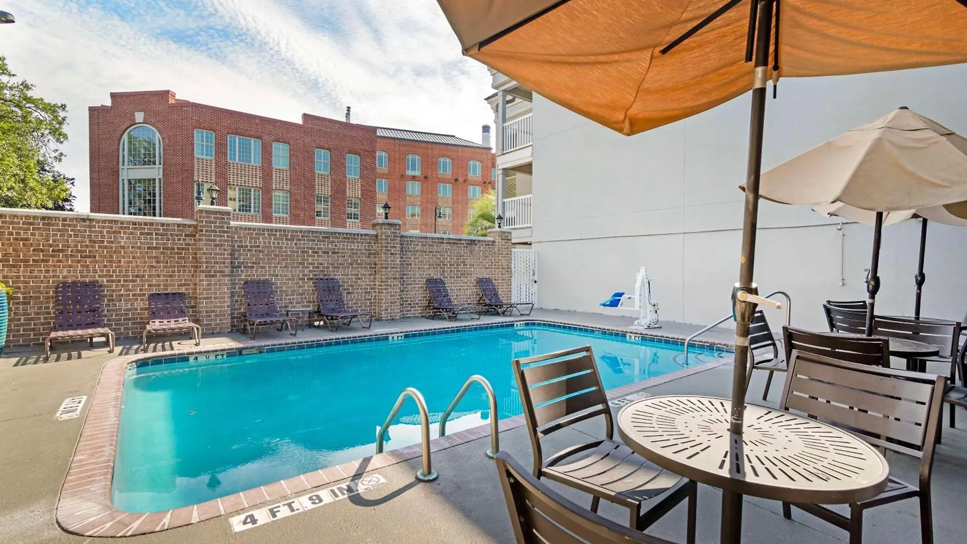 Hotel Western Historic District 3*