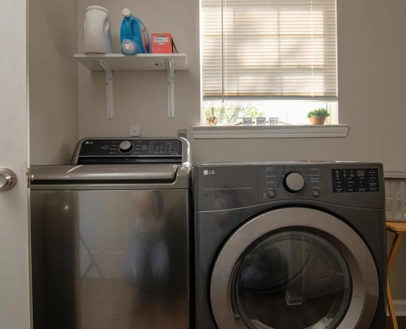 Lakefront Retreat Near Tybee With King Bed And Free Parking * 서배너