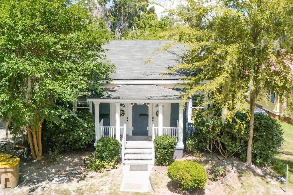 2br Chic Duplex - Firepit - Perfect For Travel Savannah