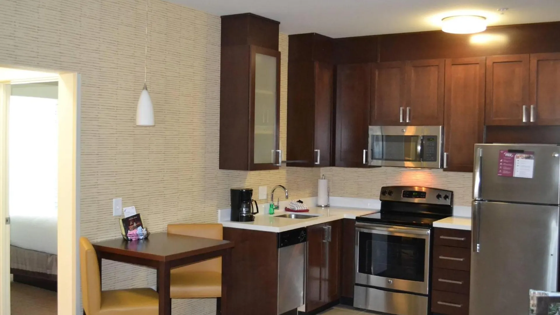 By Marriott Airport 3*