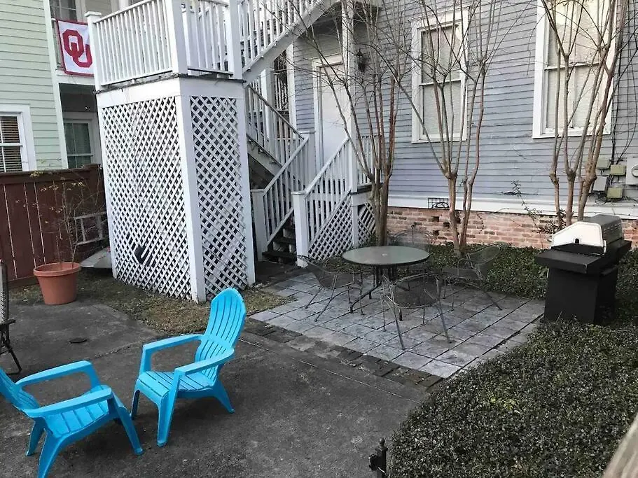 Big Blue House - Both Units - Near Forsyth Park * سافانا