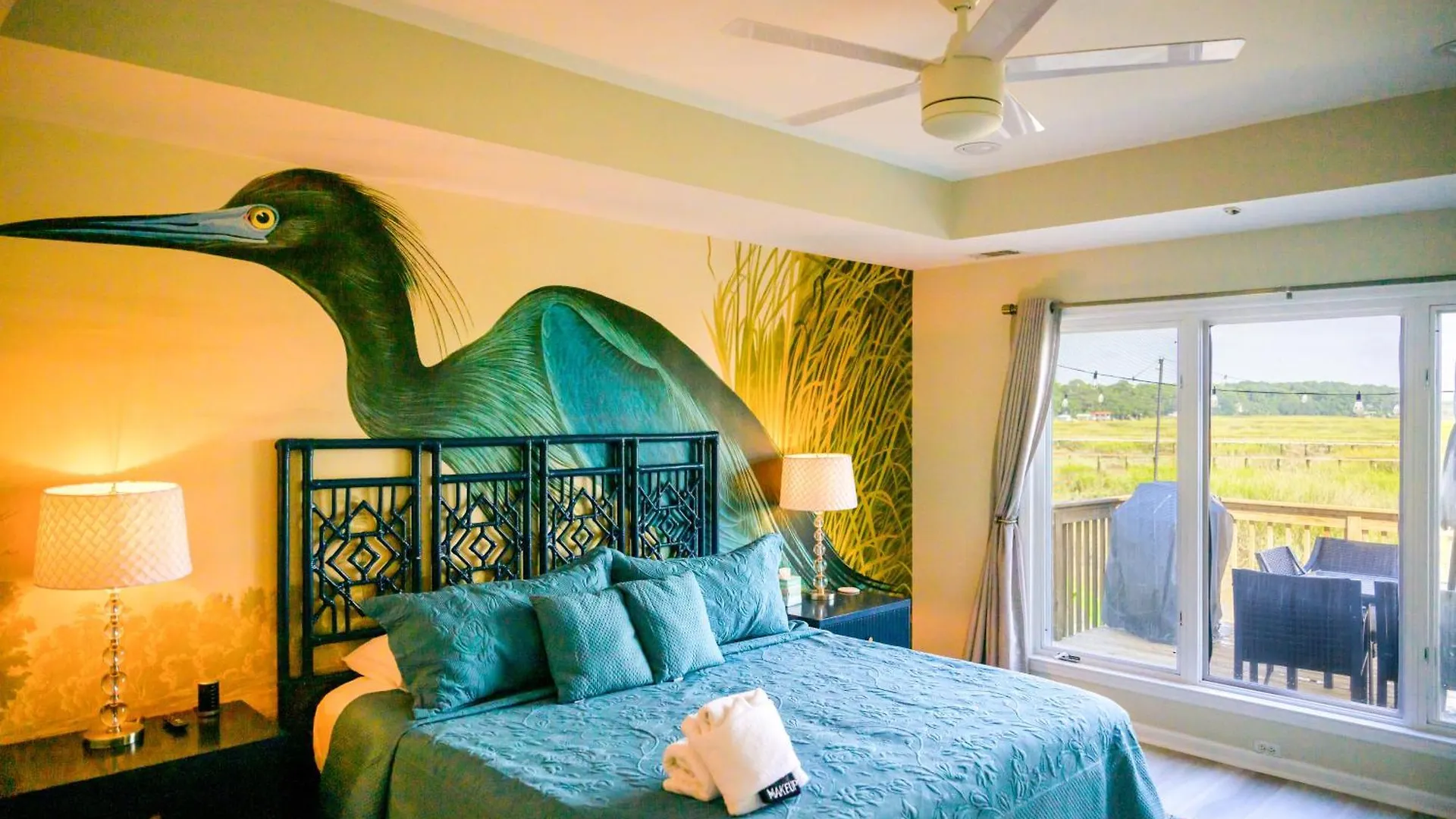 Riverfront Retreat With Private Dock! Holiday home *