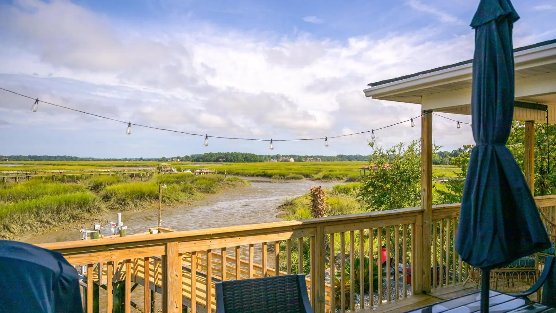 Riverfront Retreat With Private Dock! Savannah