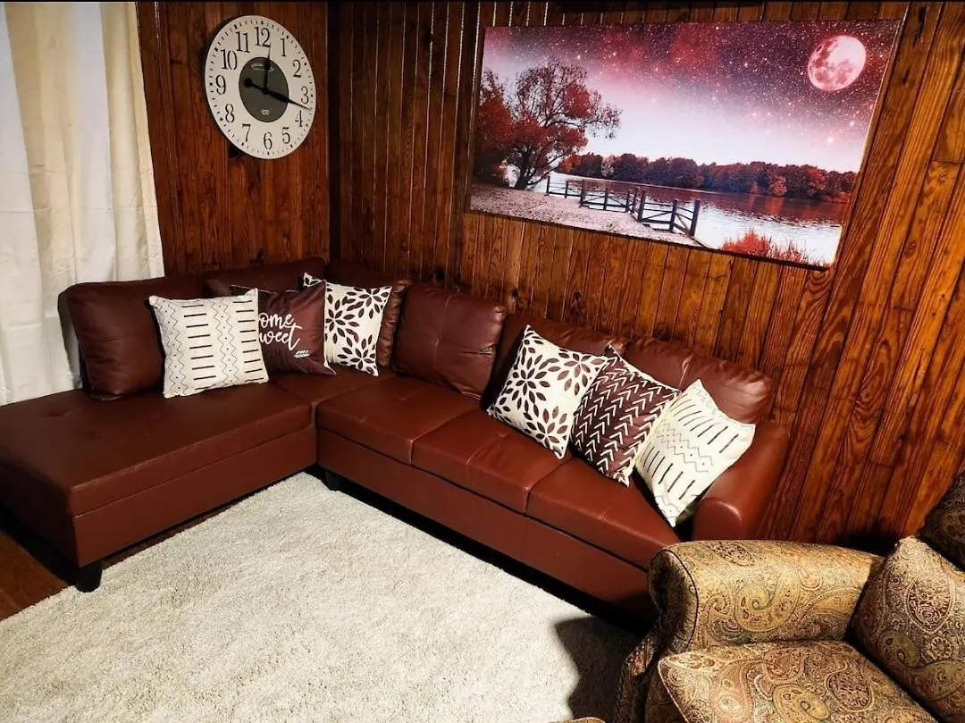 The - 2 Bedroom 1 Ba Near Downtown Savannah