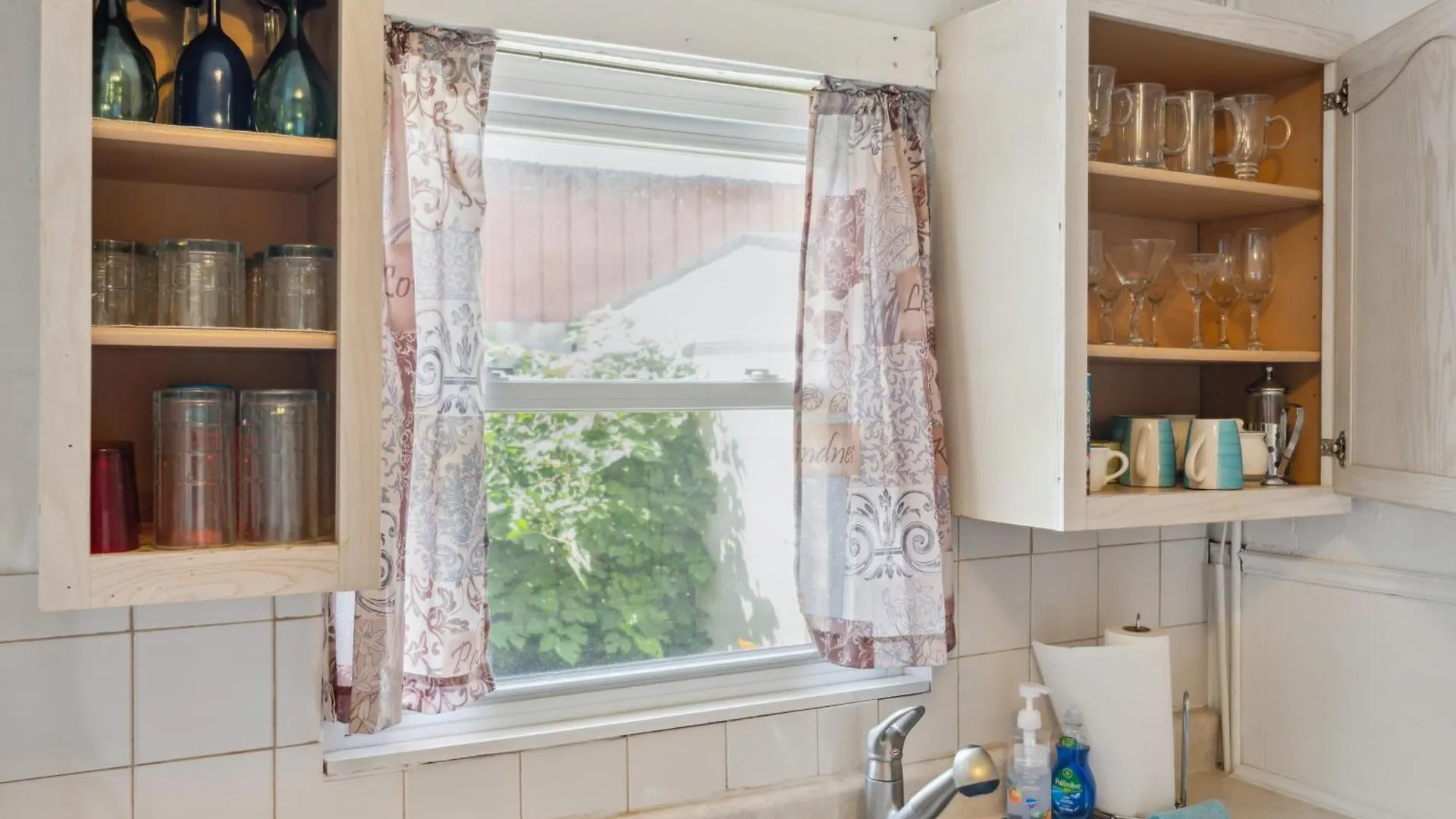 2br Affordable Walkable Duplex Near Forsyth Park Free Parking Апартаменты *