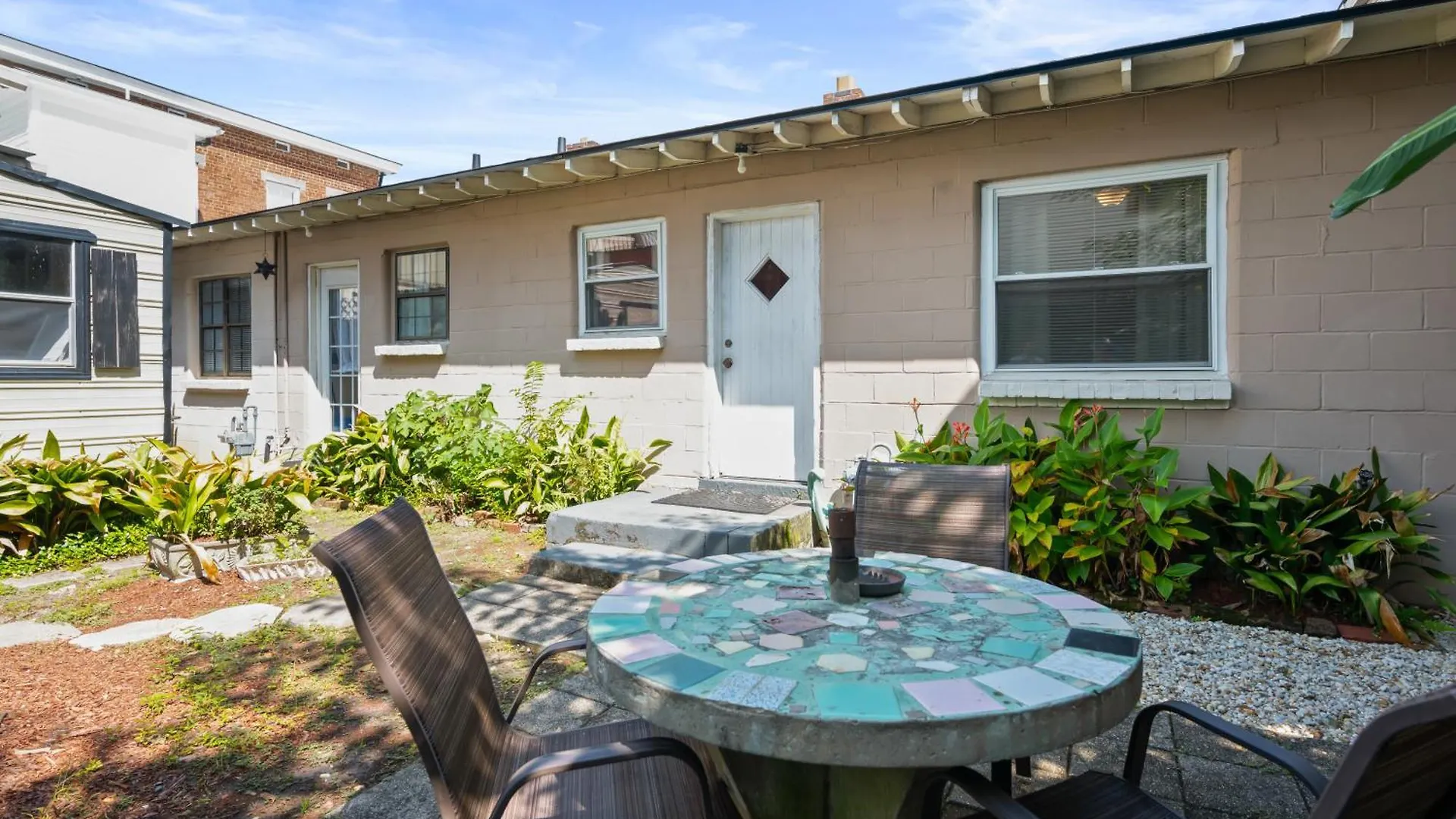 Apartamento 2br Historic Walkable Duplex Near Forsyth Park Free Parking *