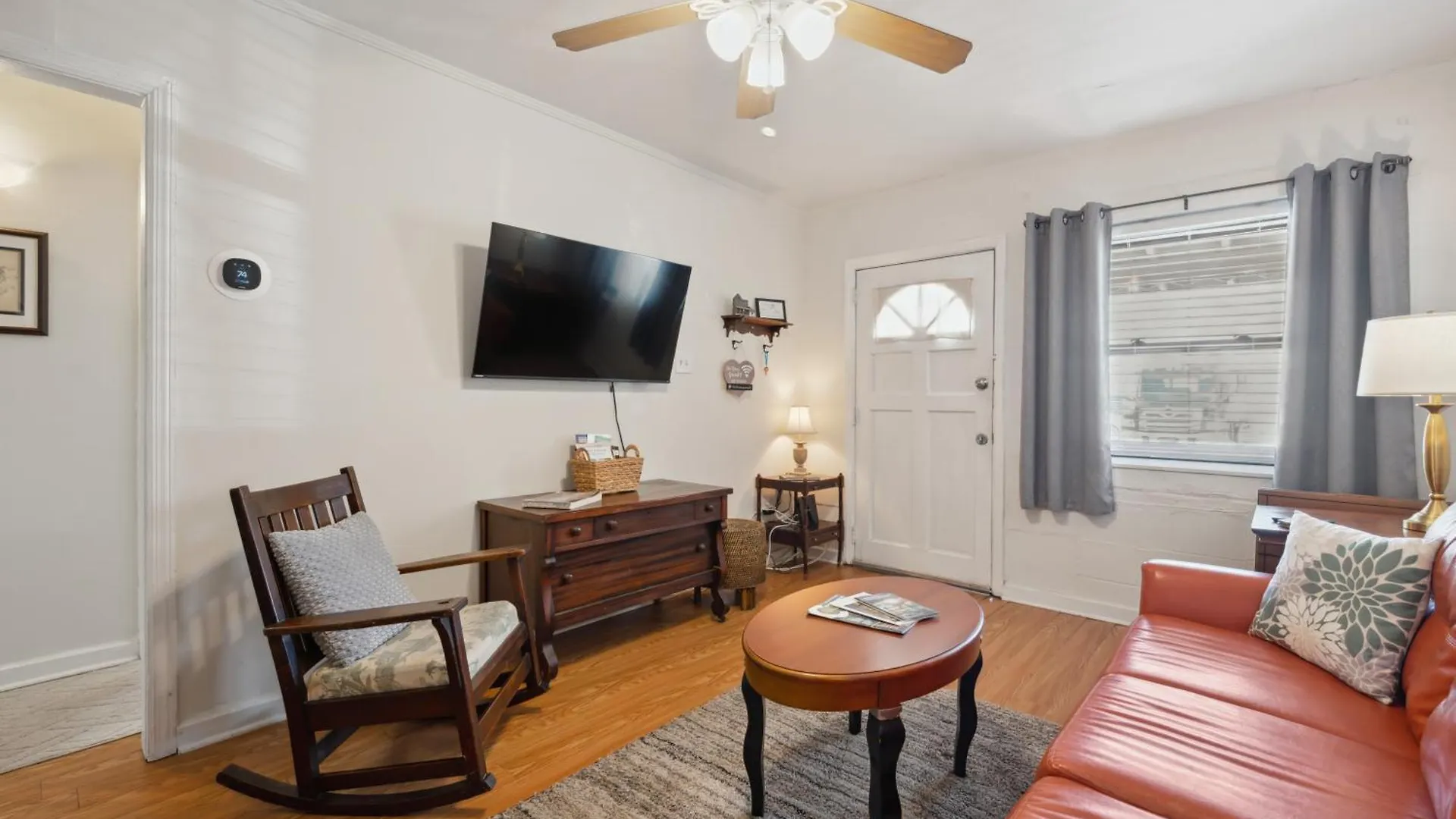 2br Historic Walkable Duplex Near Forsyth Park Free Parking Savannah
