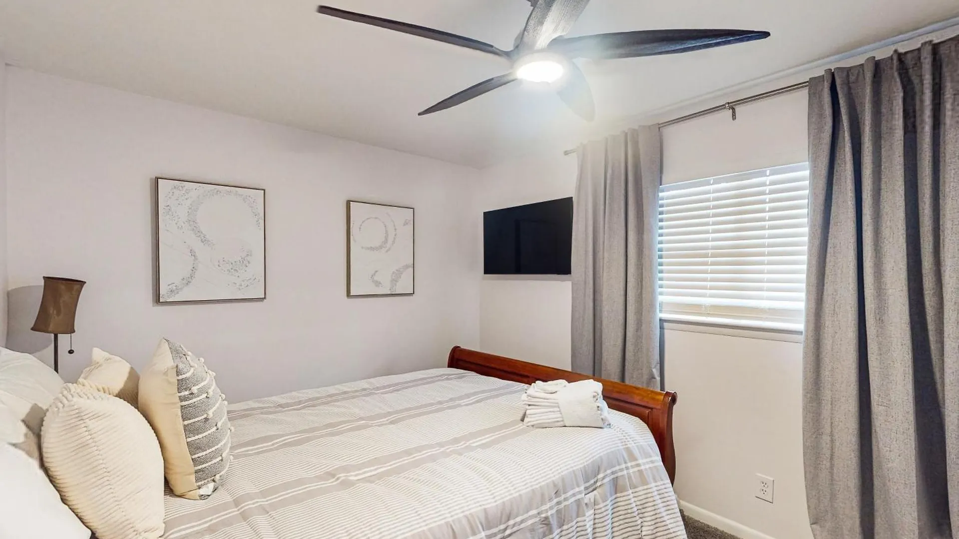 1107 West 42nd Street