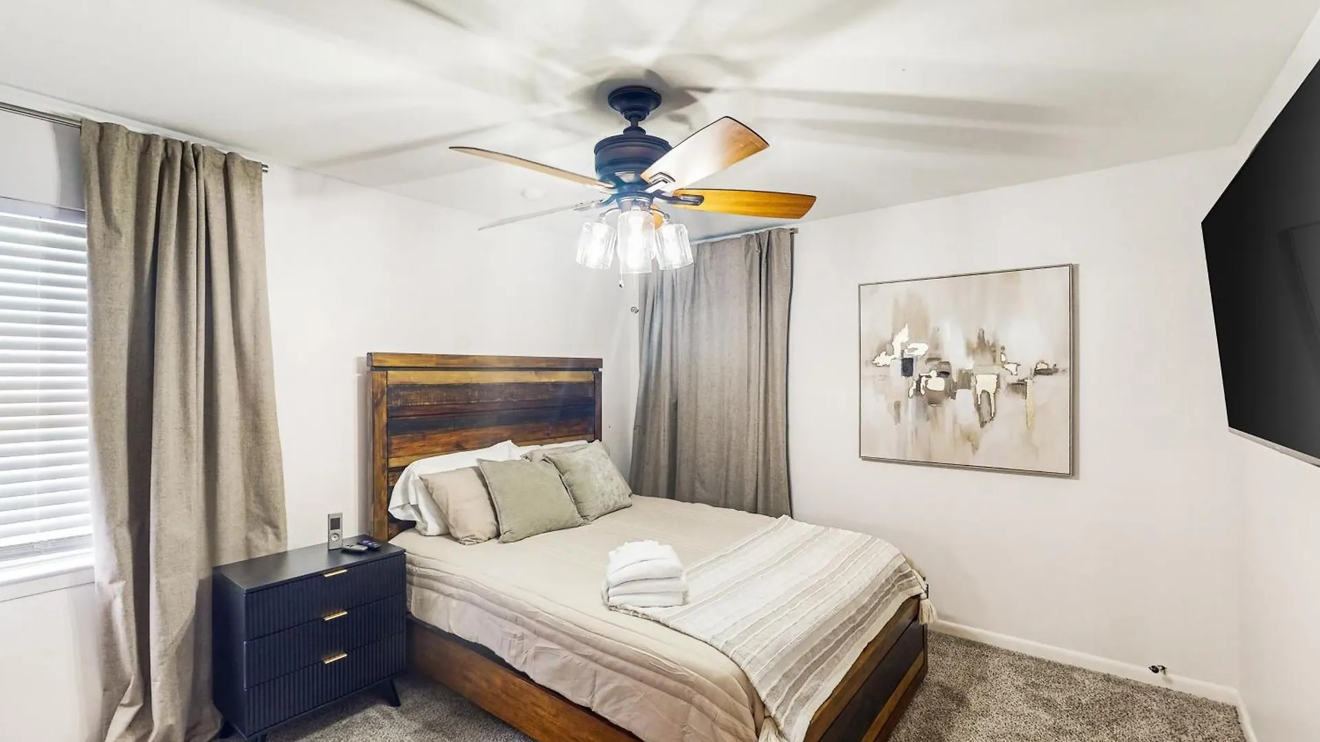 1107 West 42nd Street Holiday home