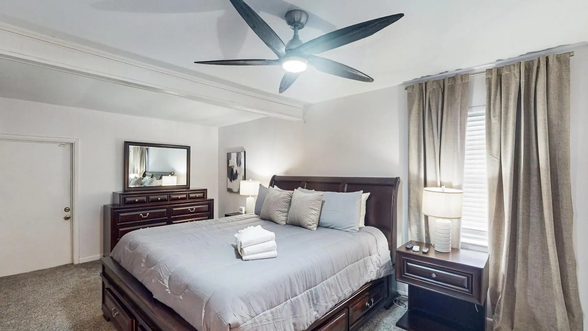 1107 West 42nd Street Holiday home Savannah