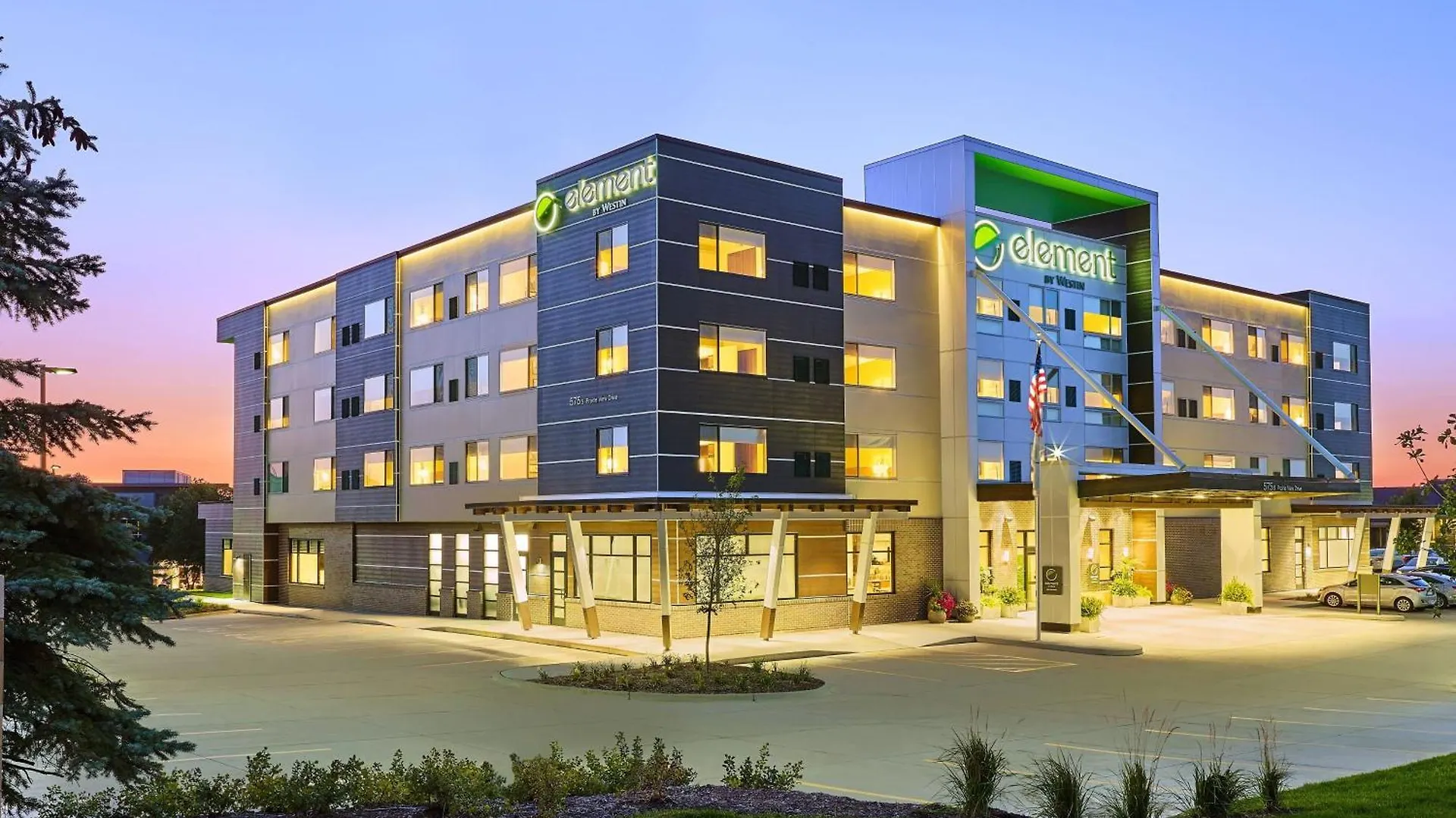 Hotel Element Midtown Savannah