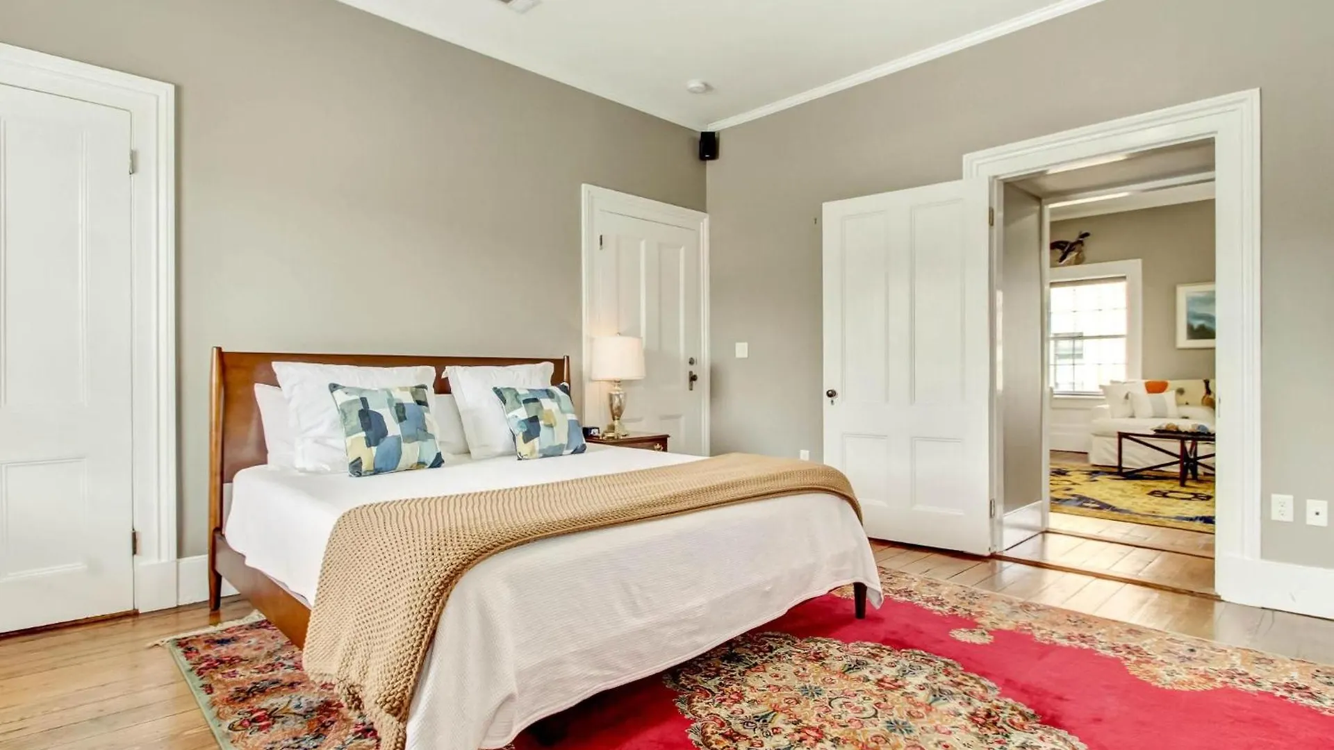 23 E York Street Unit 2 Appartement Savannah