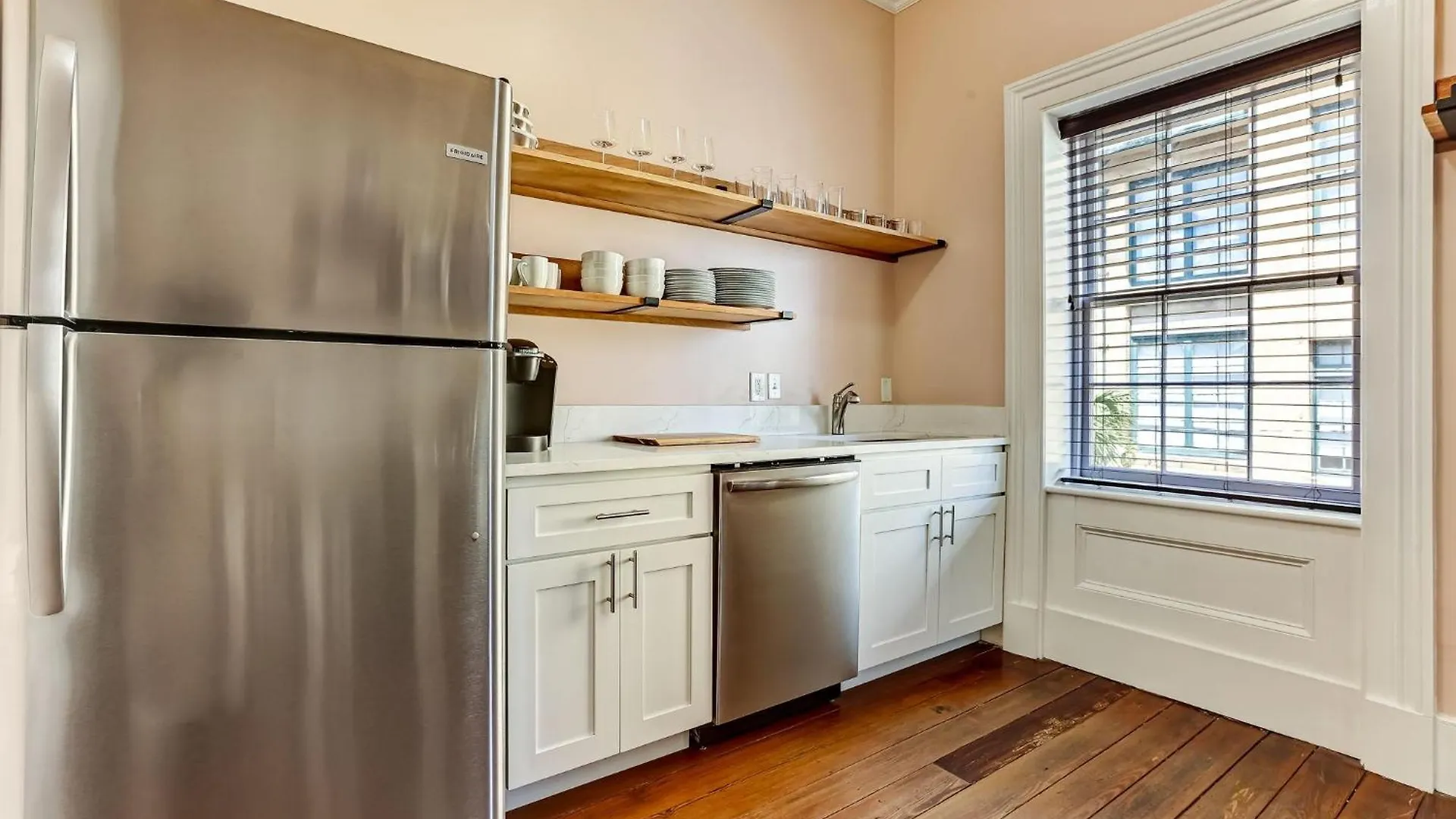 23 E York Street Unit 2 * Savannah
