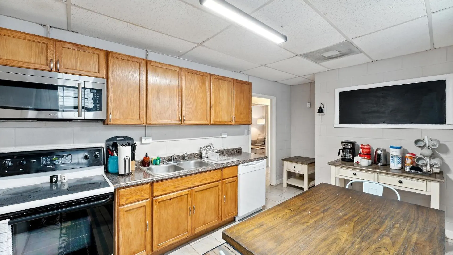 1215 Jefferson St סוואנה