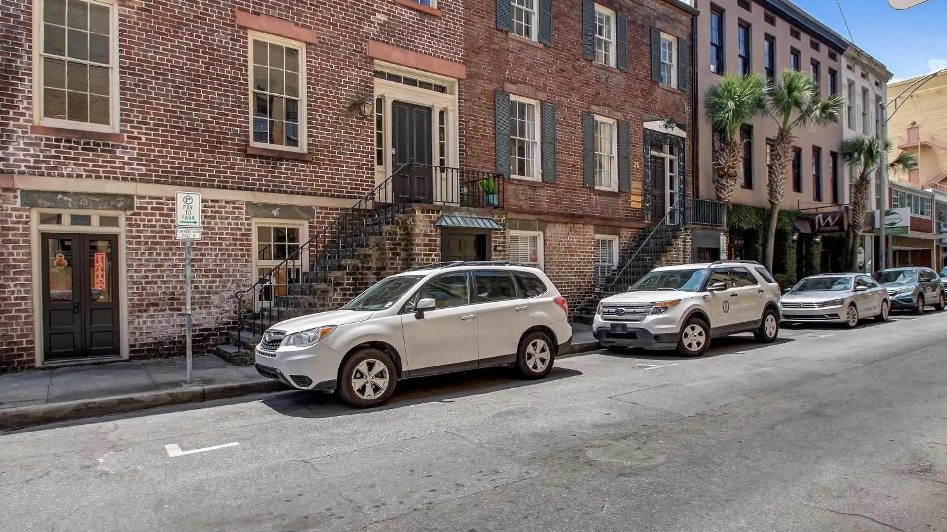 23 E York Street Unit 1 *