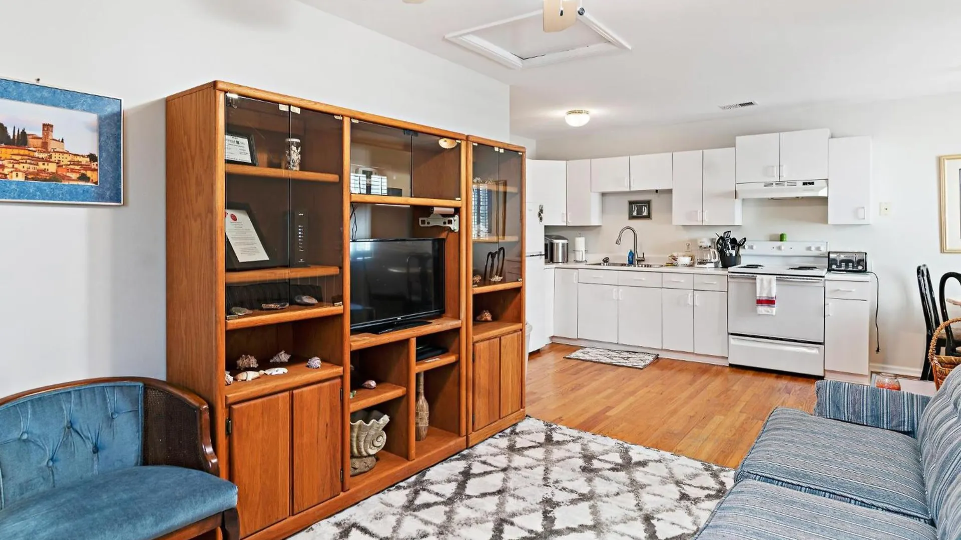 535 E Liberty Lane Carriage House بيت للعطل سافانا