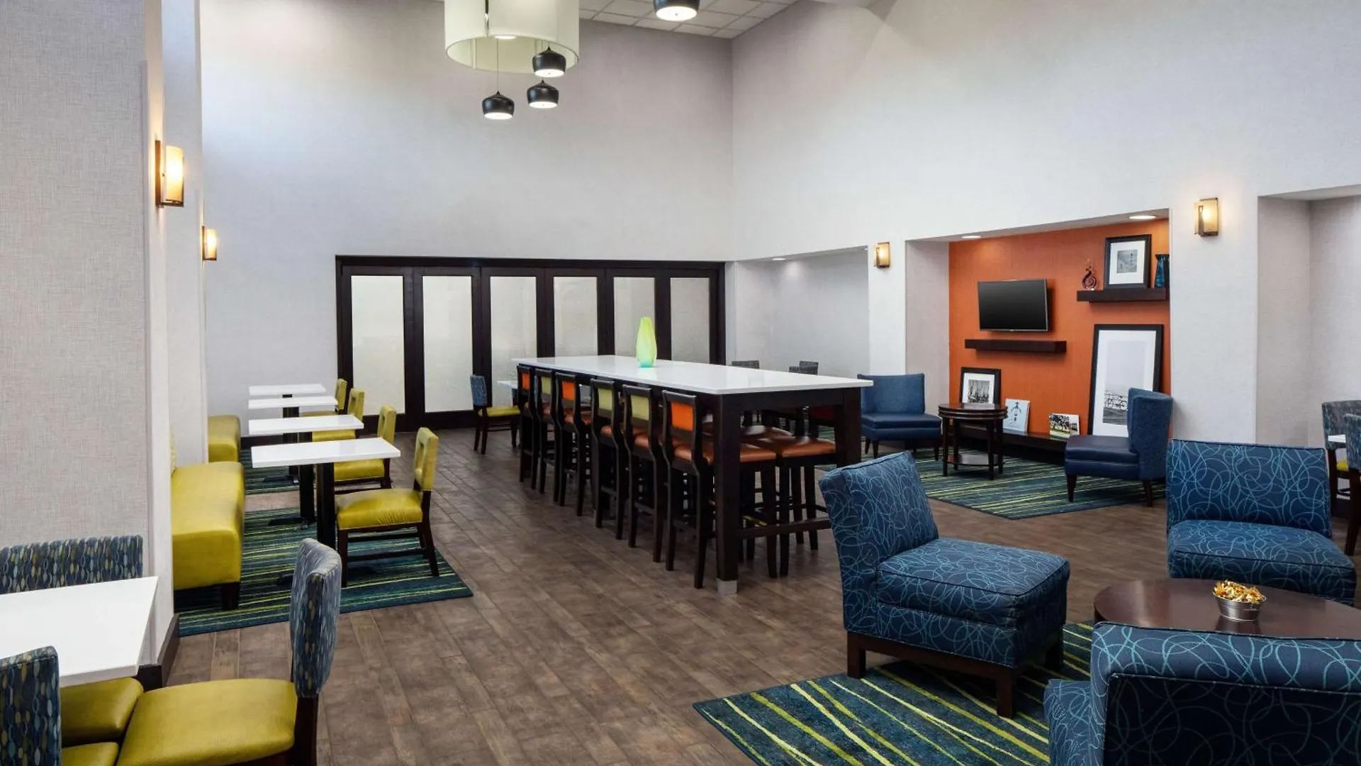 Hotel Hampton & - I-95 South - Gateway Savannah