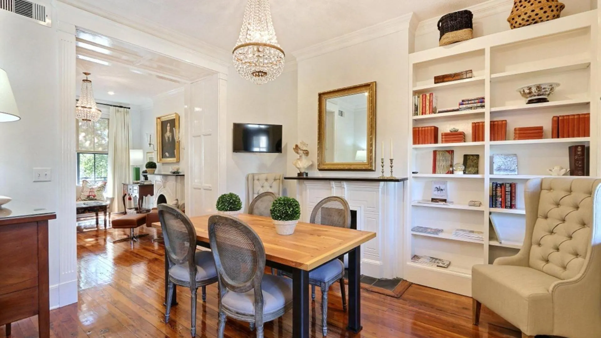 Isaac Laroche Estate Holiday home *