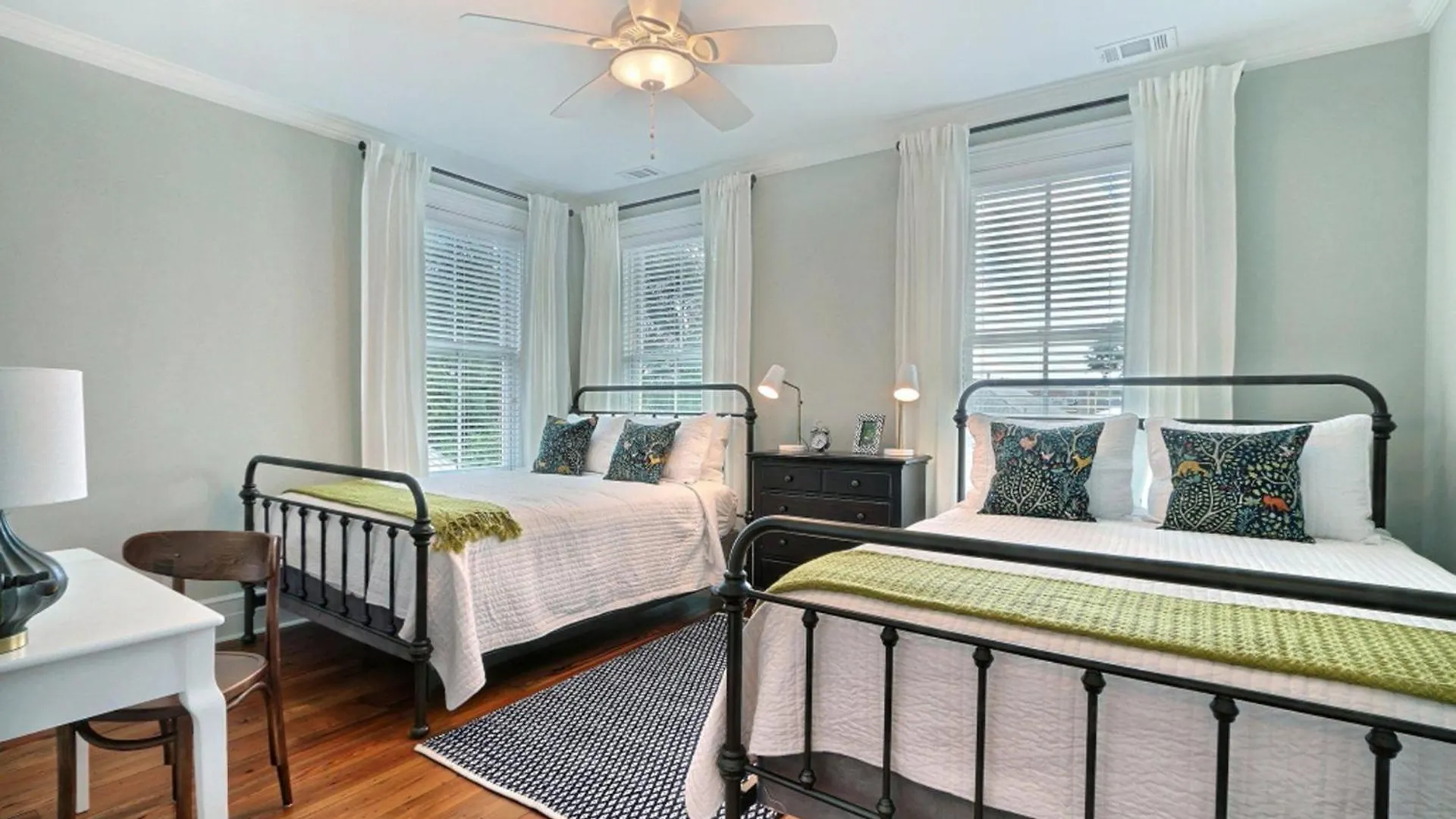 Congress Street Retreat *