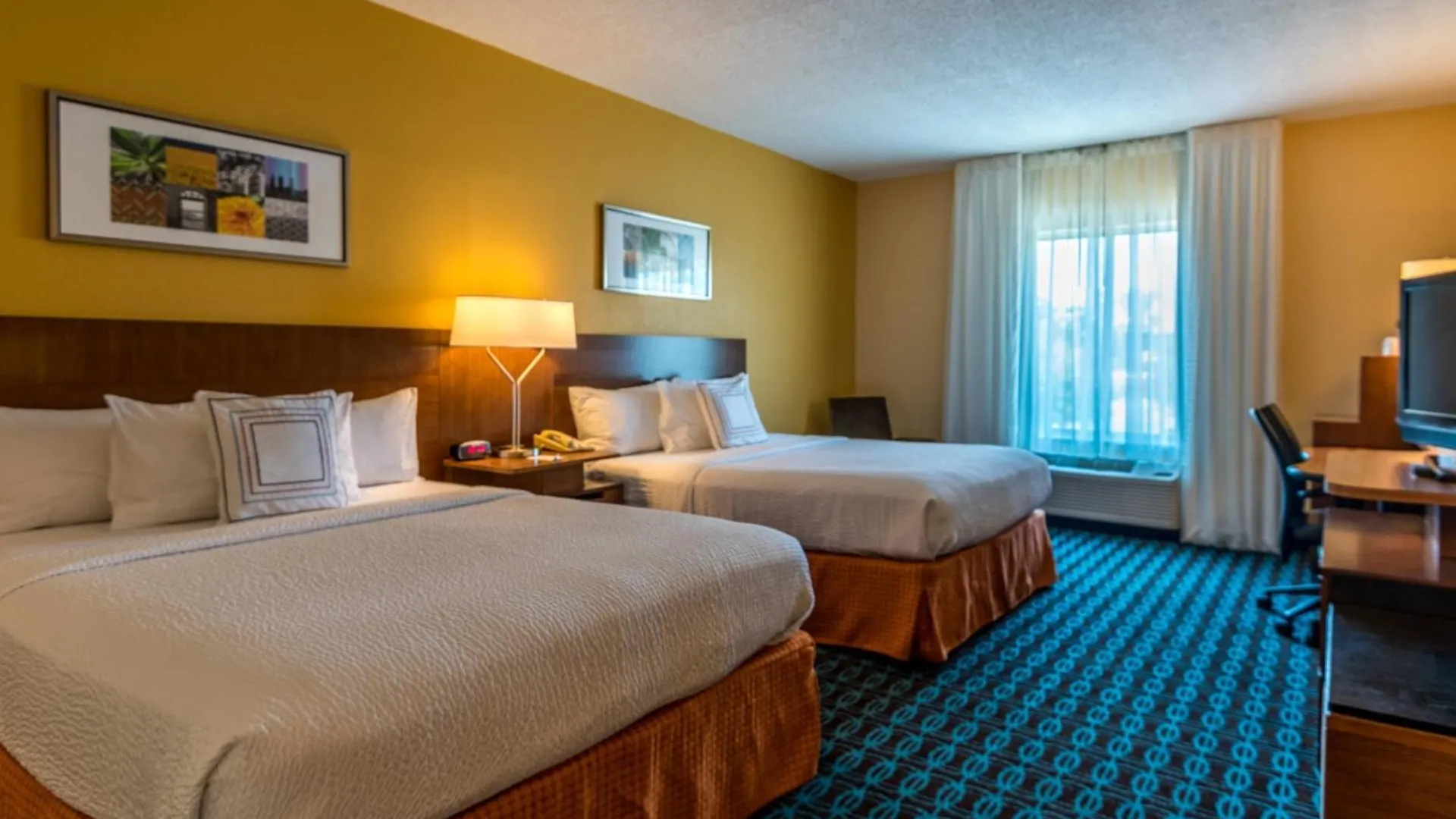 Hotel Fairfield & Savannah I-95 South 3*