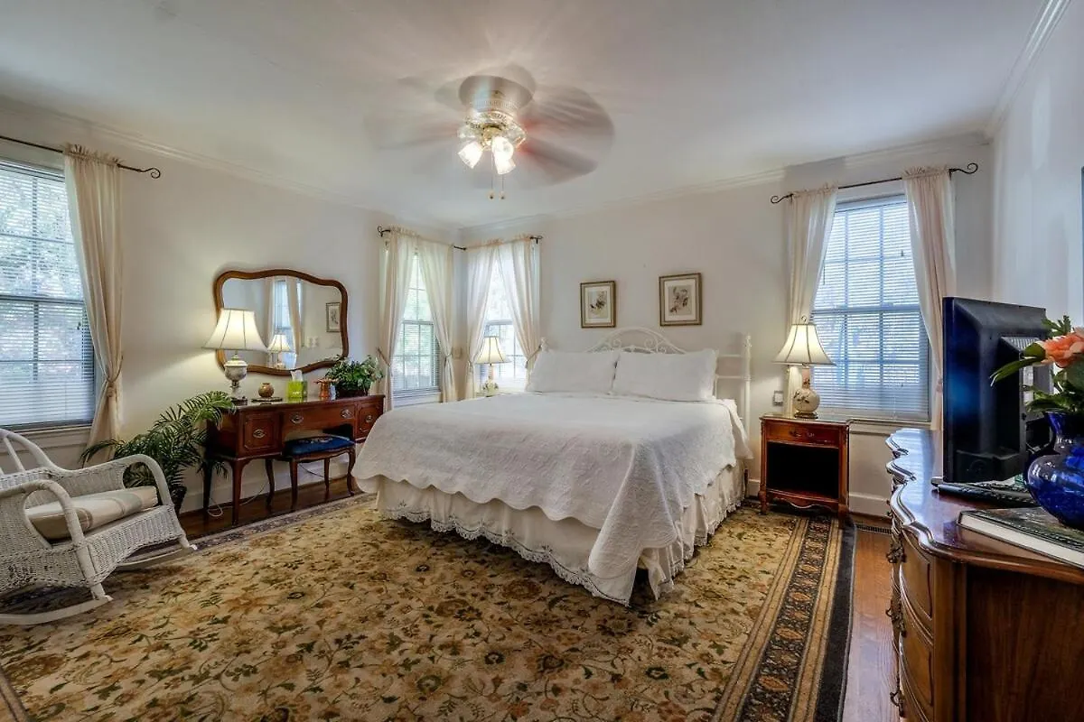 Paula Deen House Holiday home