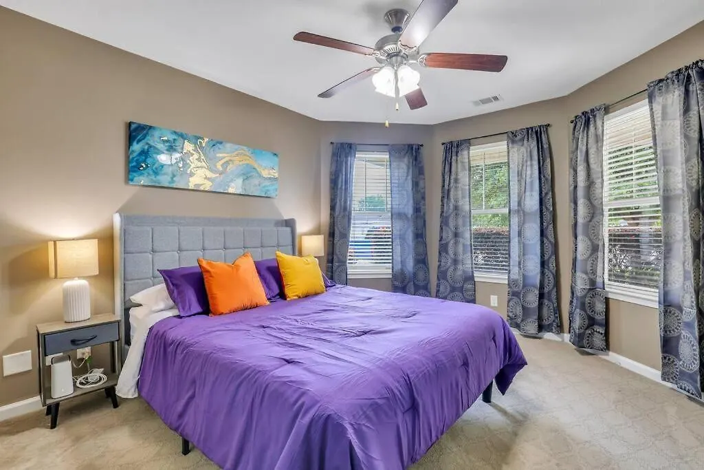 Lakeside Group Oasis 19min To Downtown Holiday home *