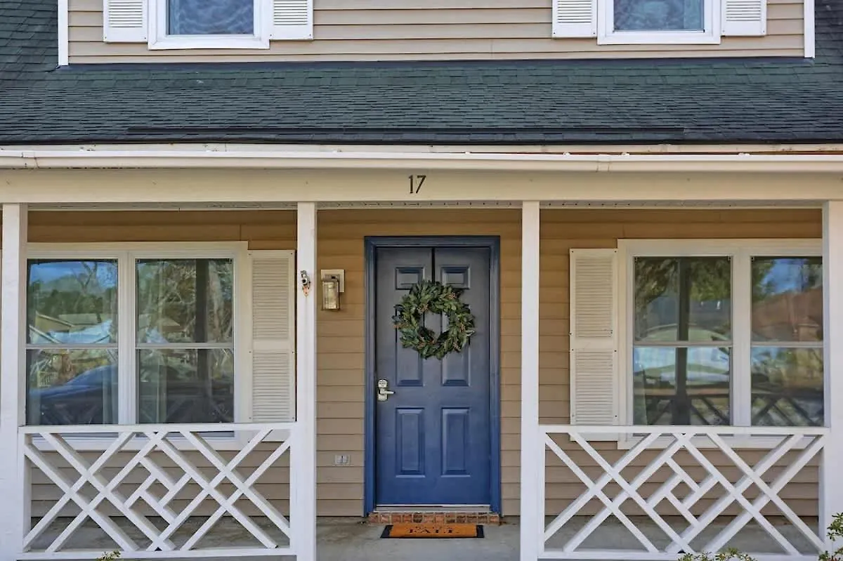 Family & Dog-friendly House W Pool & Entertainment Galore! Halfway To Downtown And Tybee Tatil Evi Savannah