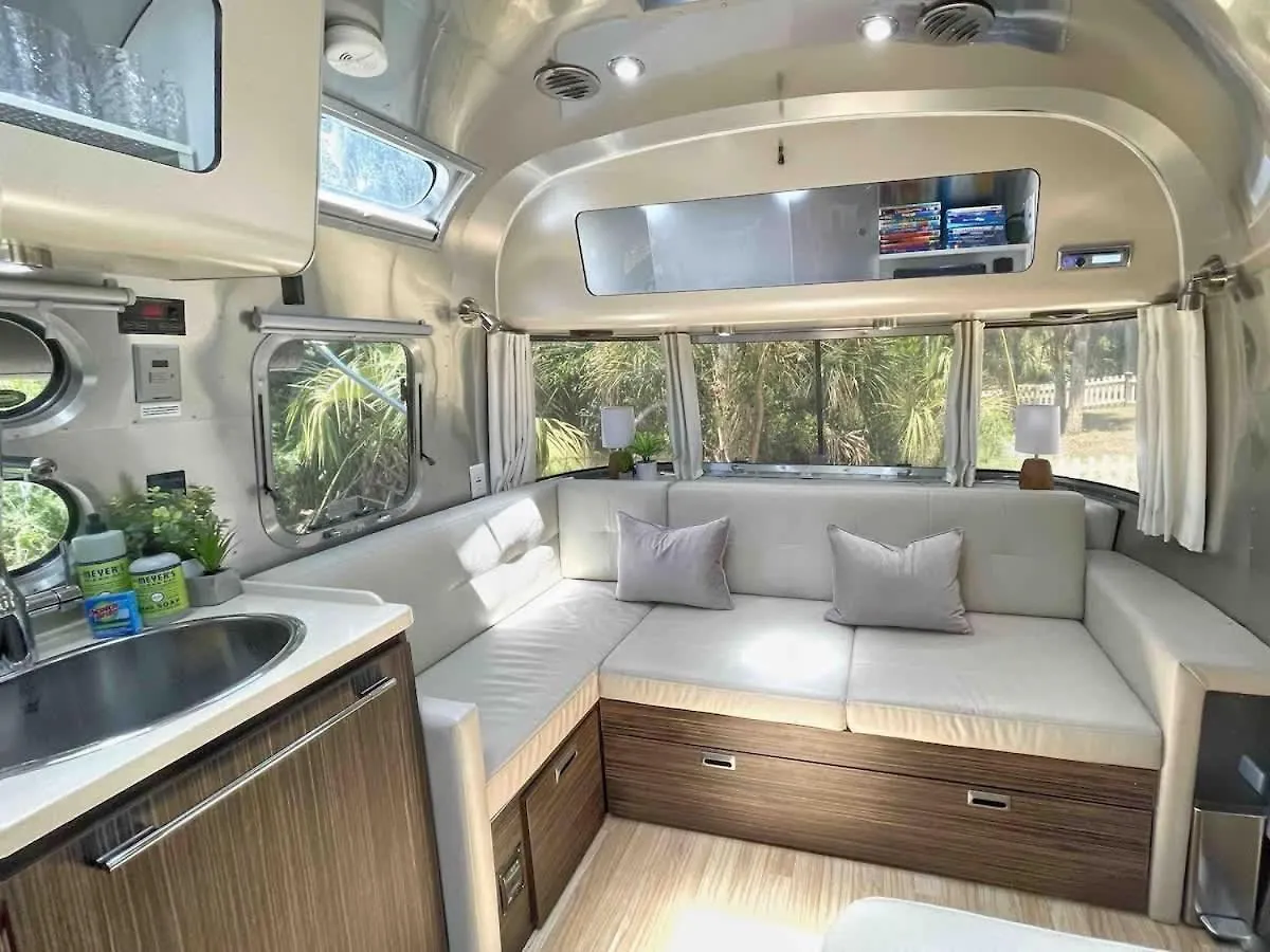 Cozy & Fun Airstream Camper Near Downtown & Campsite