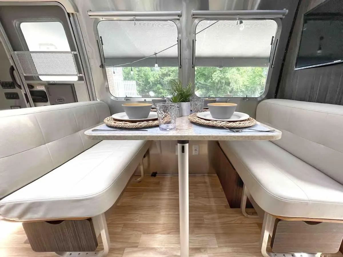 Campsite Cozy & Fun Airstream Camper Near Downtown & *