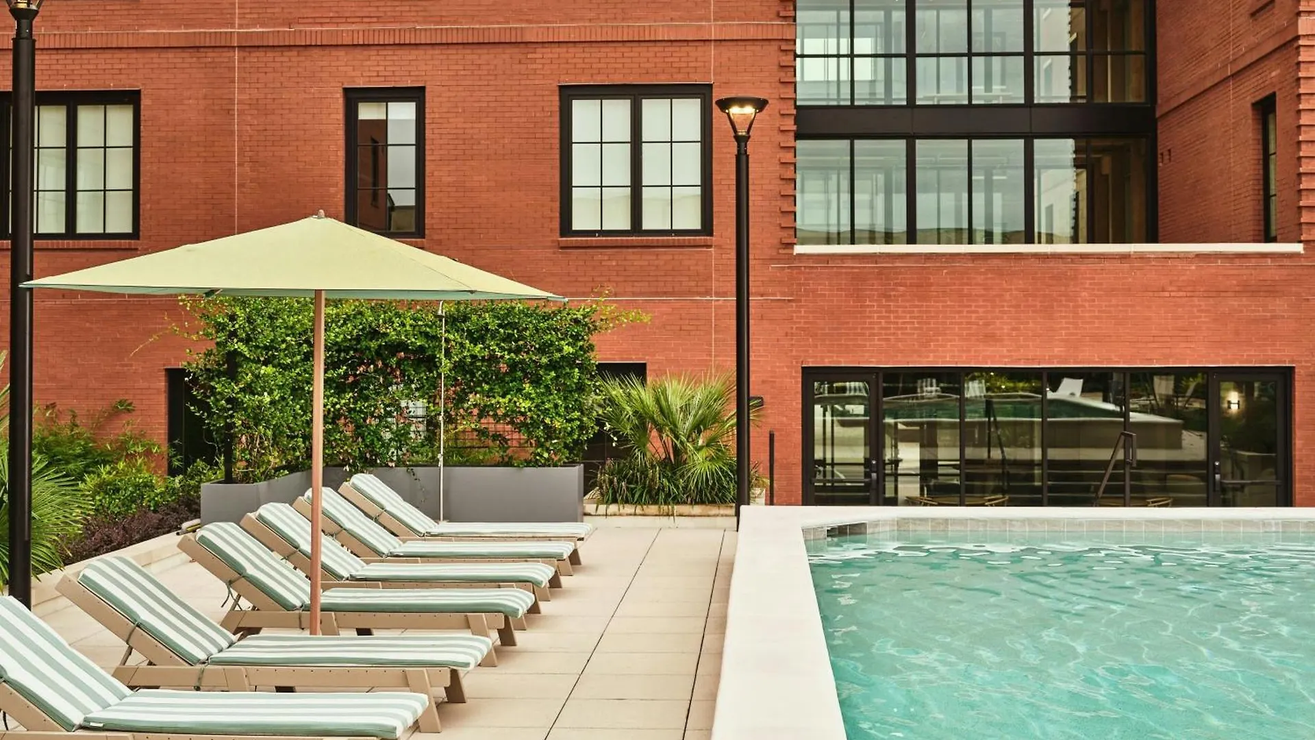 Hotel The Ann Savannah, By Marriott Bonvoy 4*