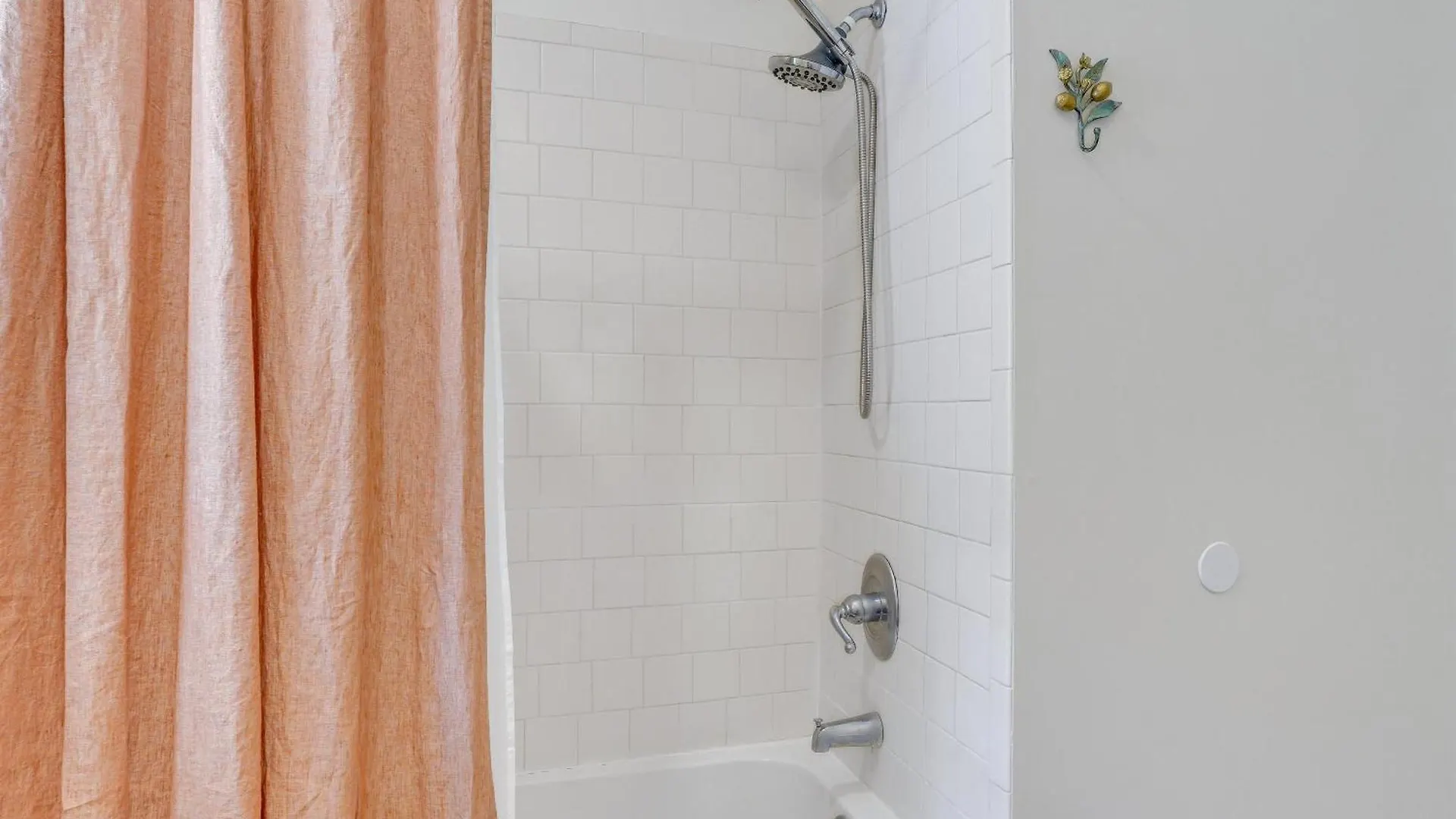 Charming Near Forsyth Park Heated Pool Access Walk To Restaurants Historic Sites 1390