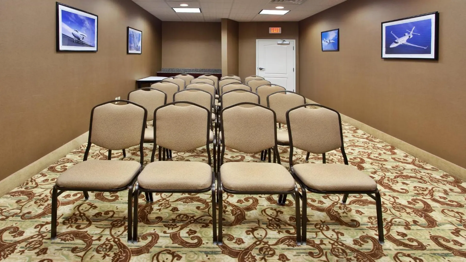 Express Airport By Ihg Hotel Savannah