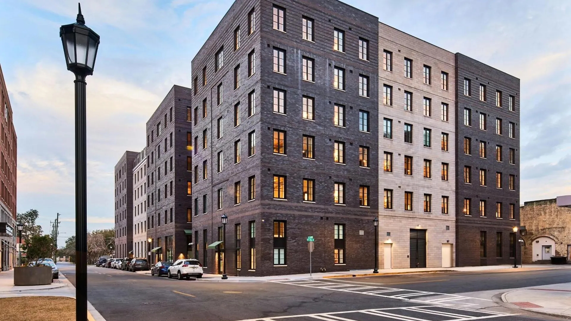 The Ann Savannah, By Marriott Bonvoy 4* Savannah