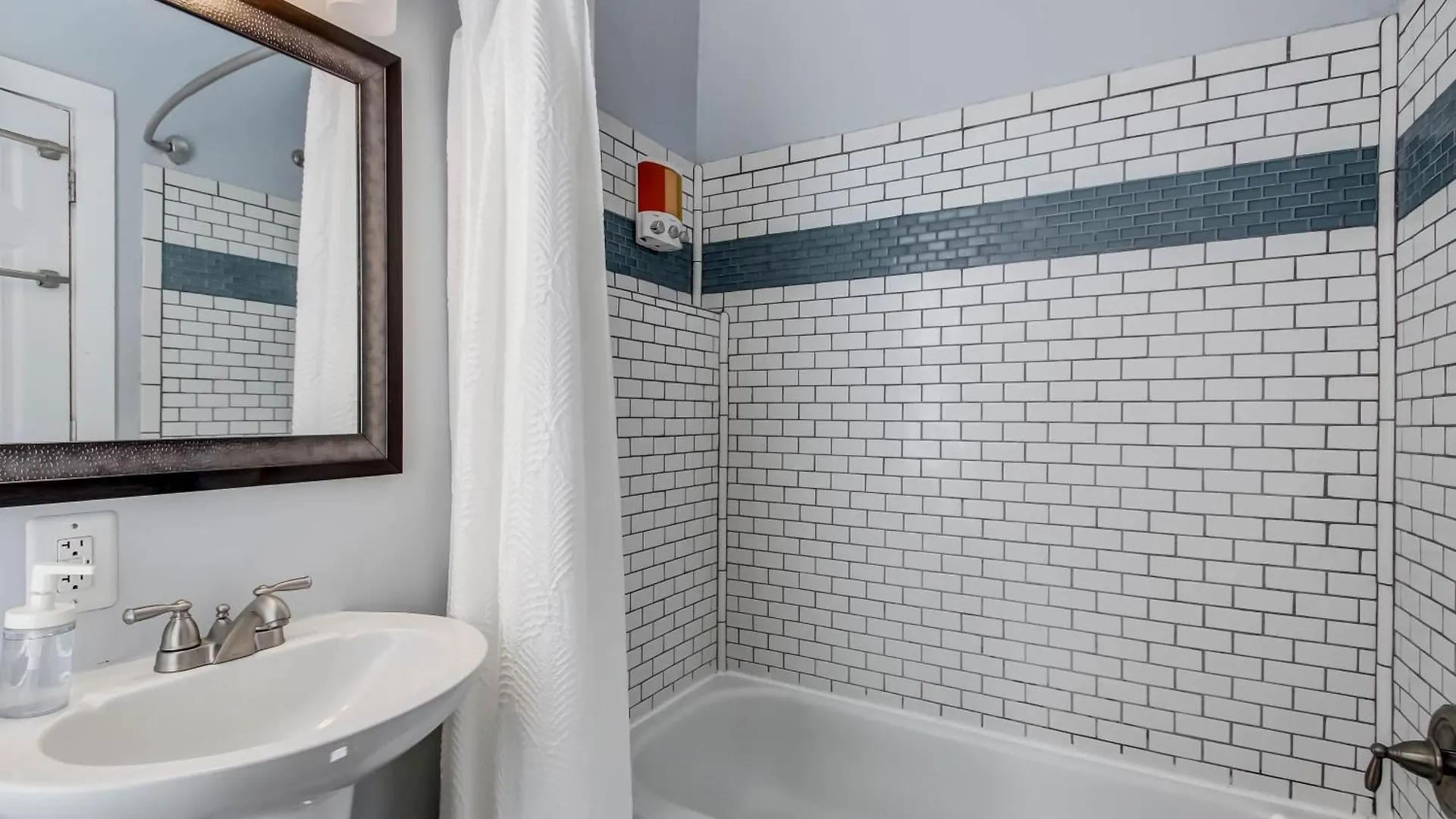1bdr With Backyard Park Side Pet-friendly Apartamento Savannah
