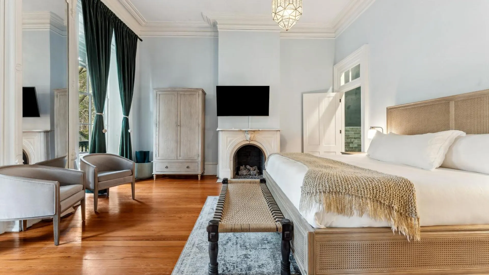 Bellwether House 5* 서배너