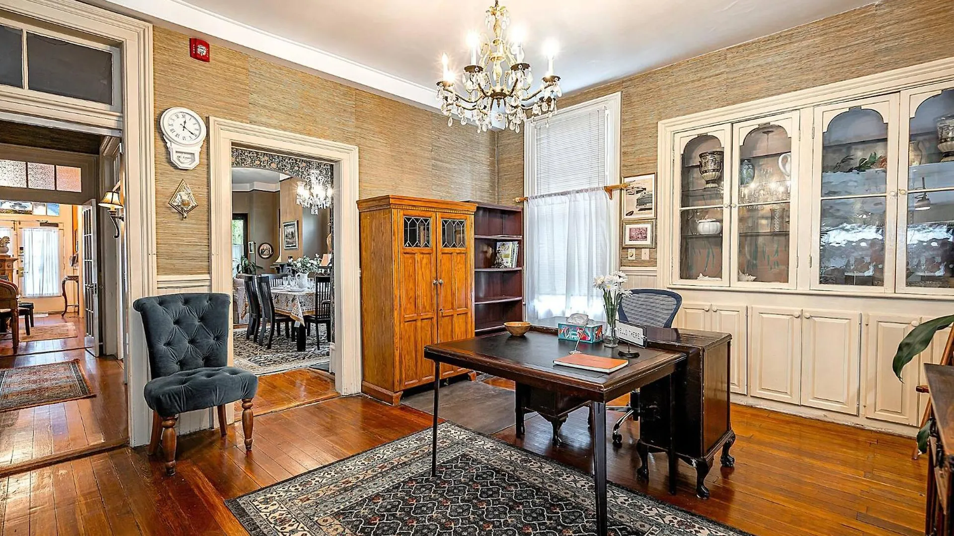 Nyaraló Azalea Room_victorian Style_with Private Bathroom