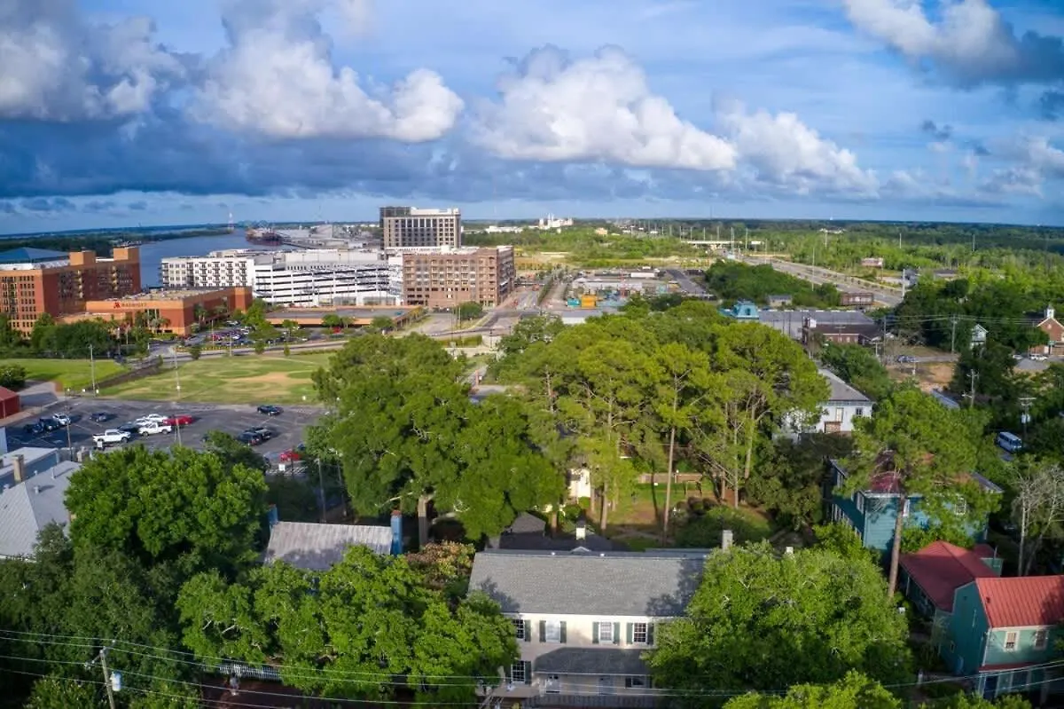 Updated Historic 3 Bedroom Walk Everywhere Villa *