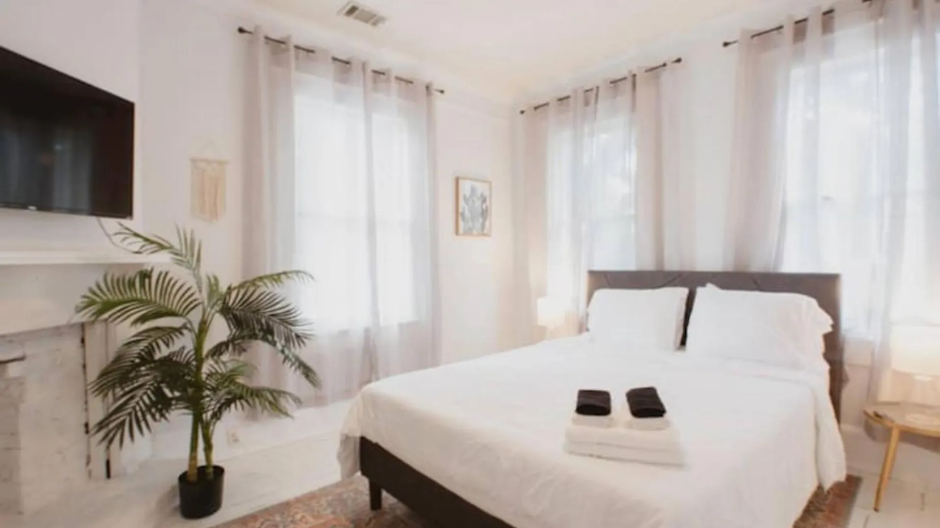 Semesterbostad Private Triplex Sleeps 22 Starland District Savannah