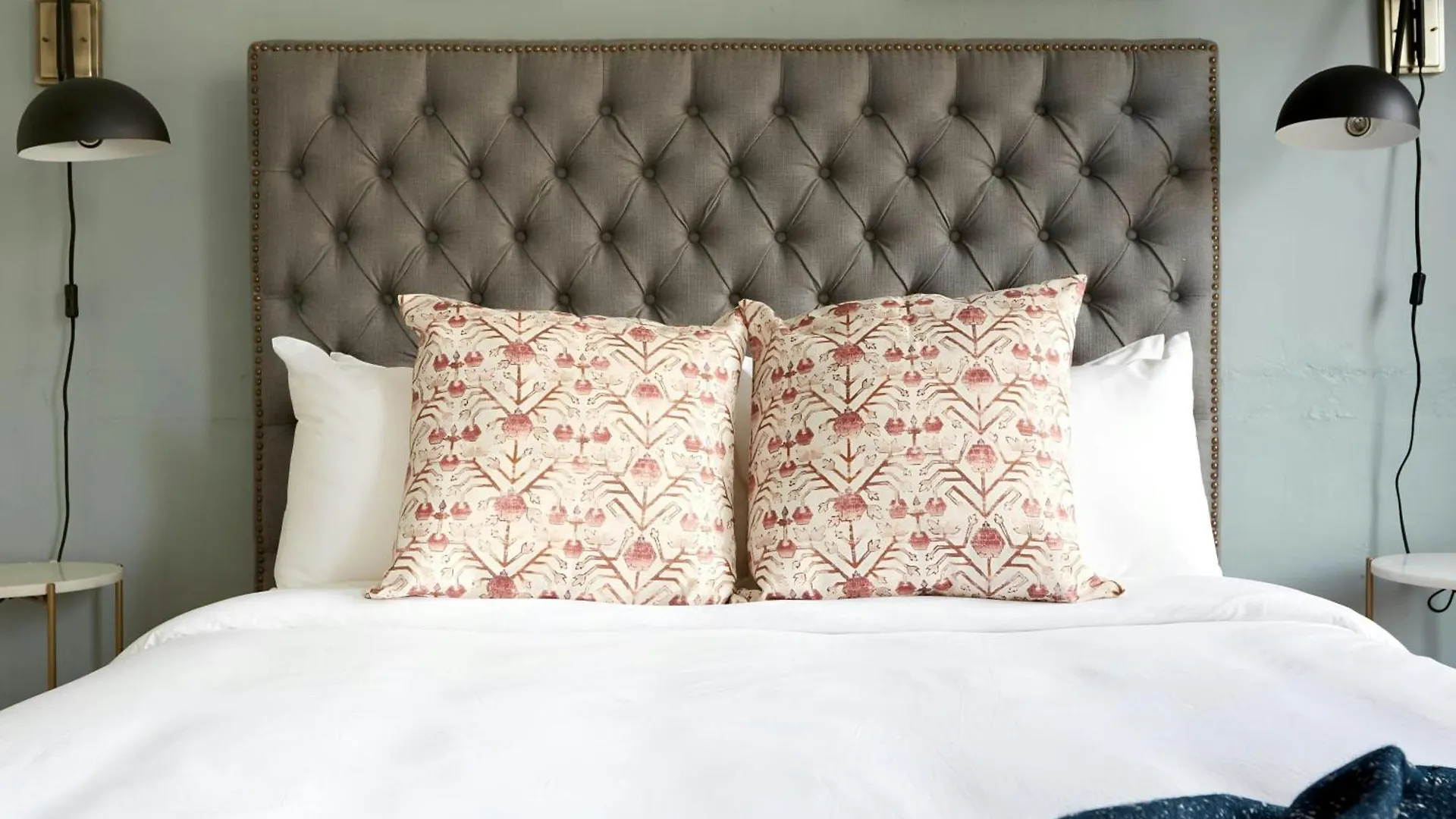 Sonder By Marriott Bonvoy The Broughton Historic District Aparthotel