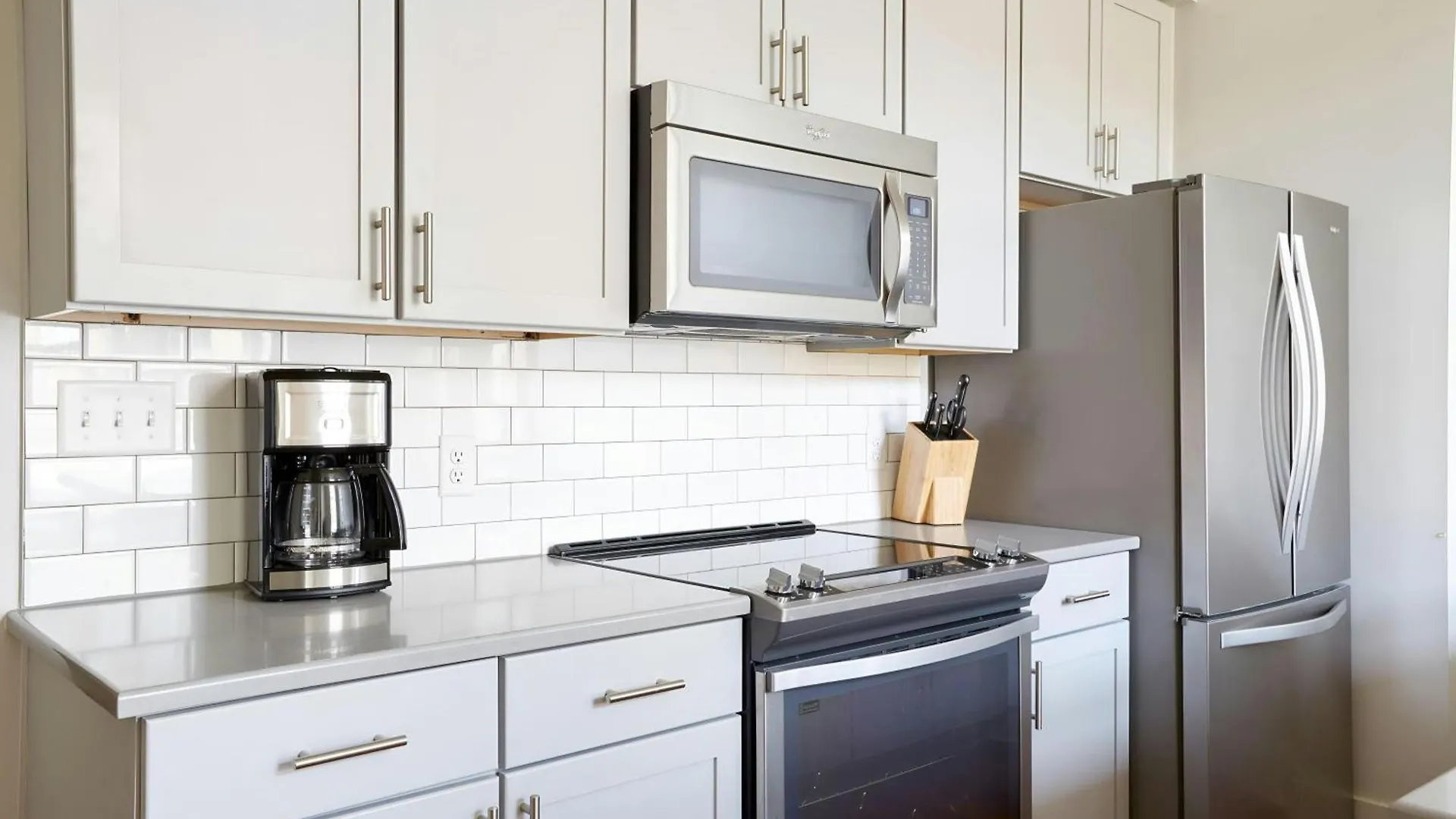 Sonder By Marriott Bonvoy The Broughton Historic District Aparthotel 4*