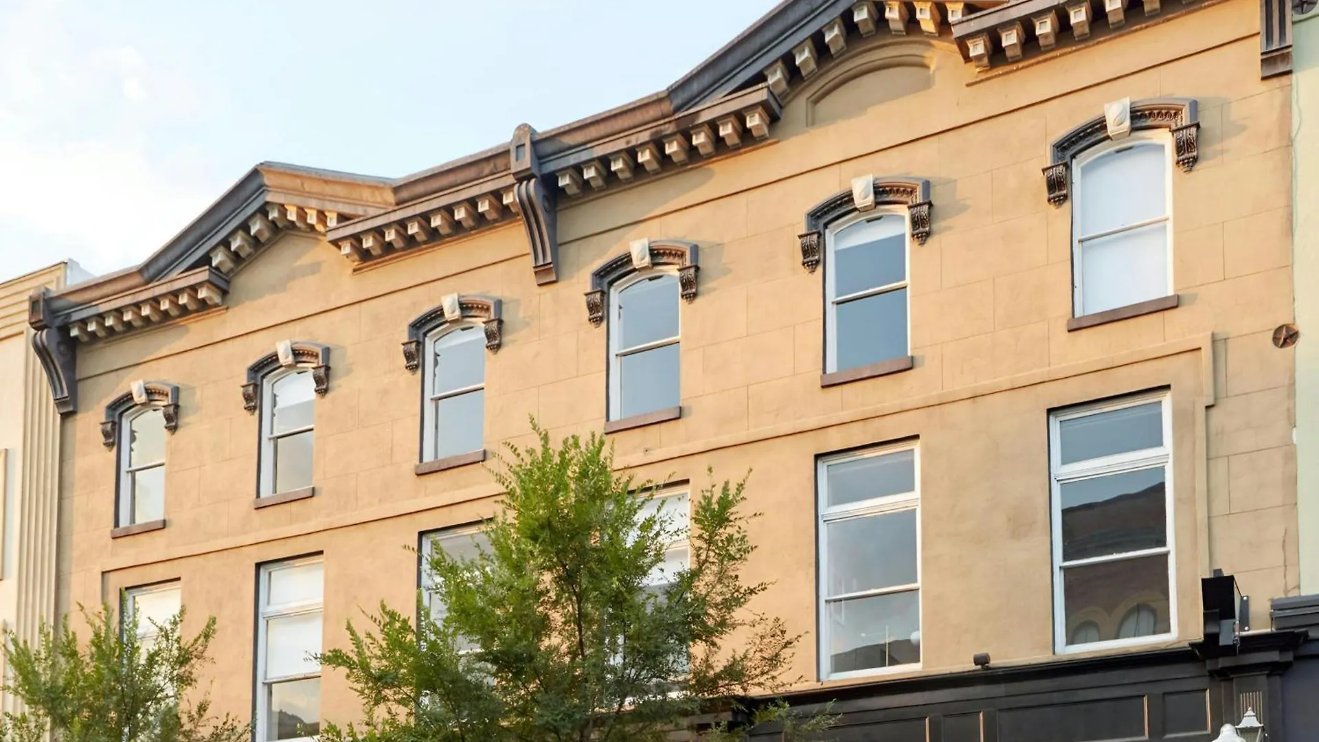 Sonder By Marriott Bonvoy The Broughton Historic District 4*