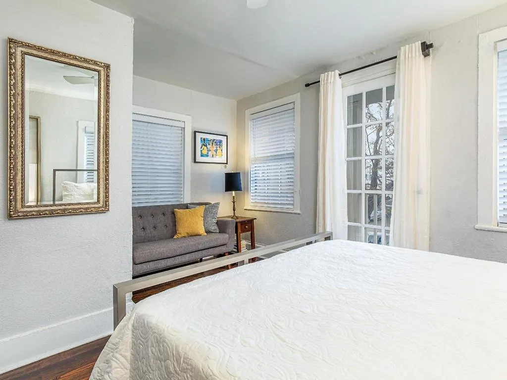 Huntingdon House Semesterbostad *