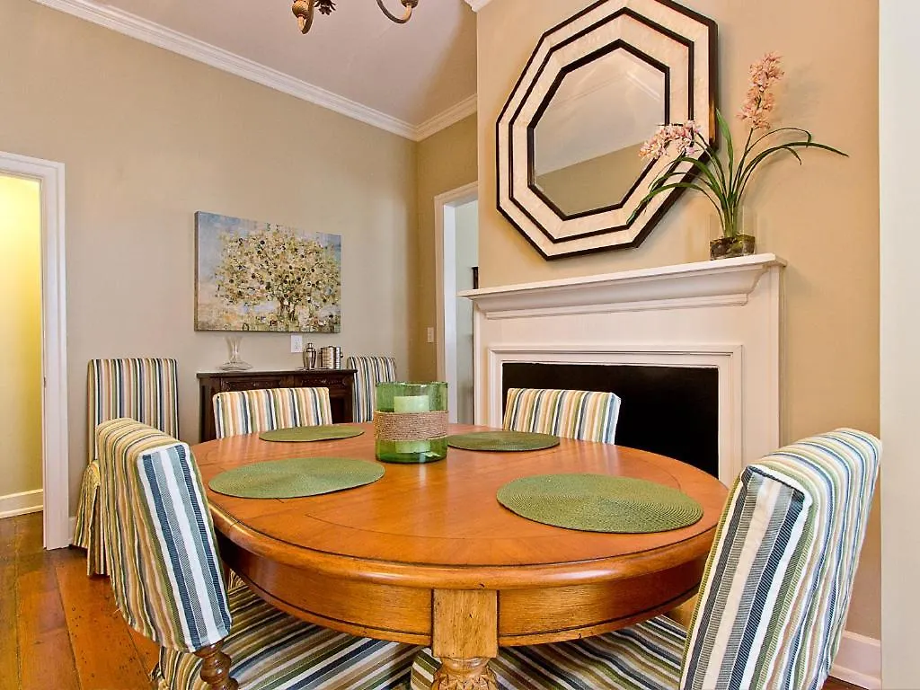 בית נופש Habersham House *