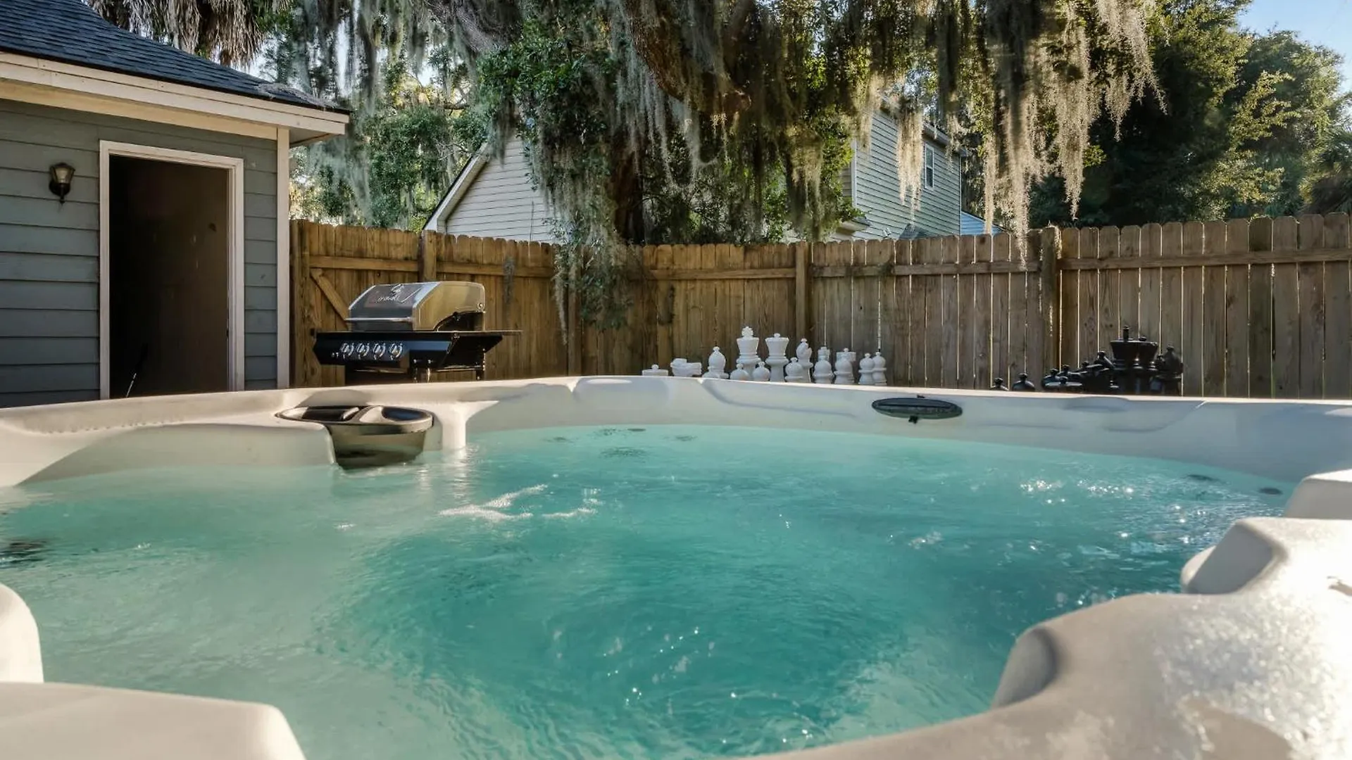 Dog Friendly - Hot Tub - Large Backyard Vakantiehuis *