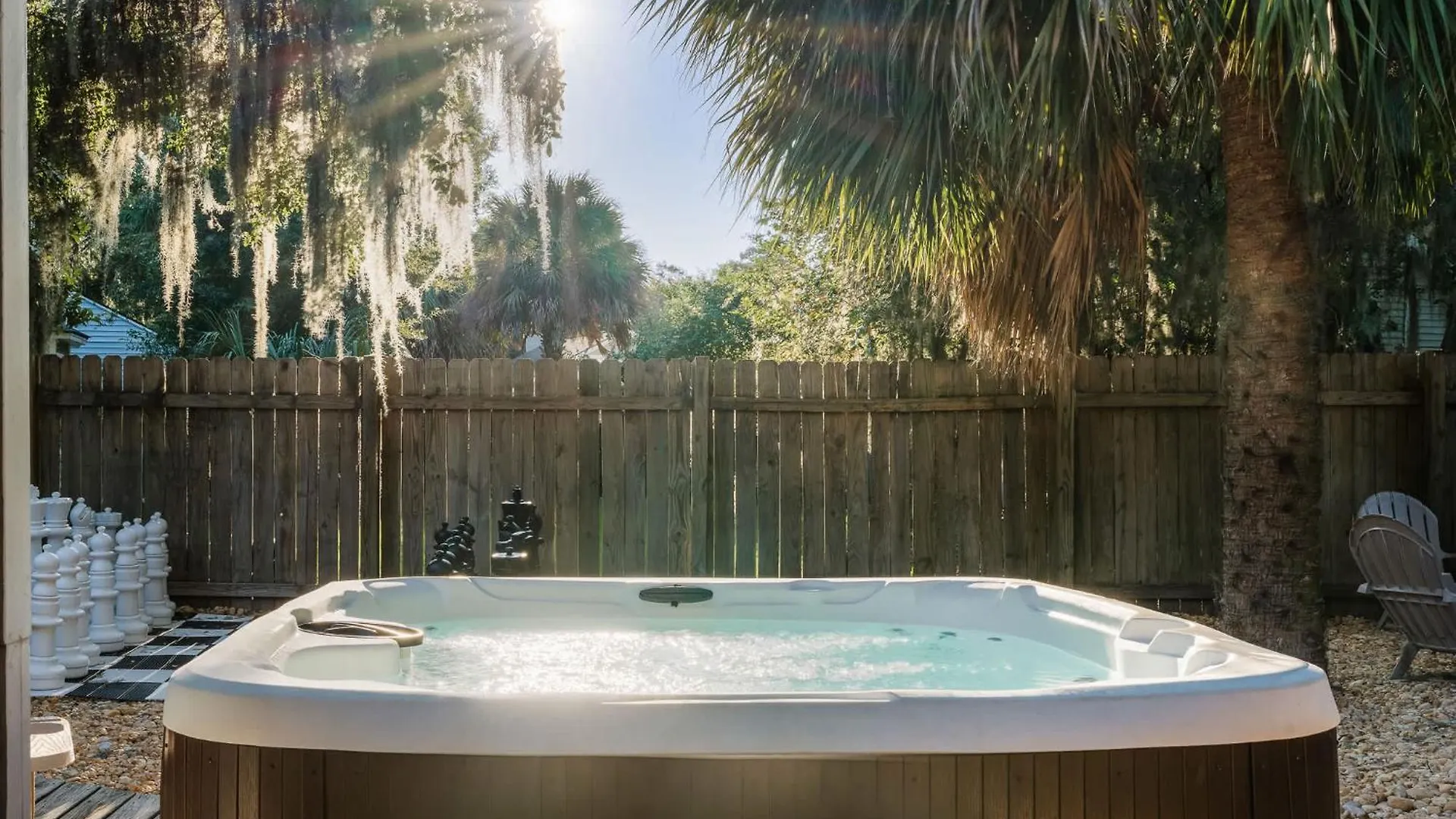 Dog Friendly - Hot Tub - Large Backyard Vakantiehuis