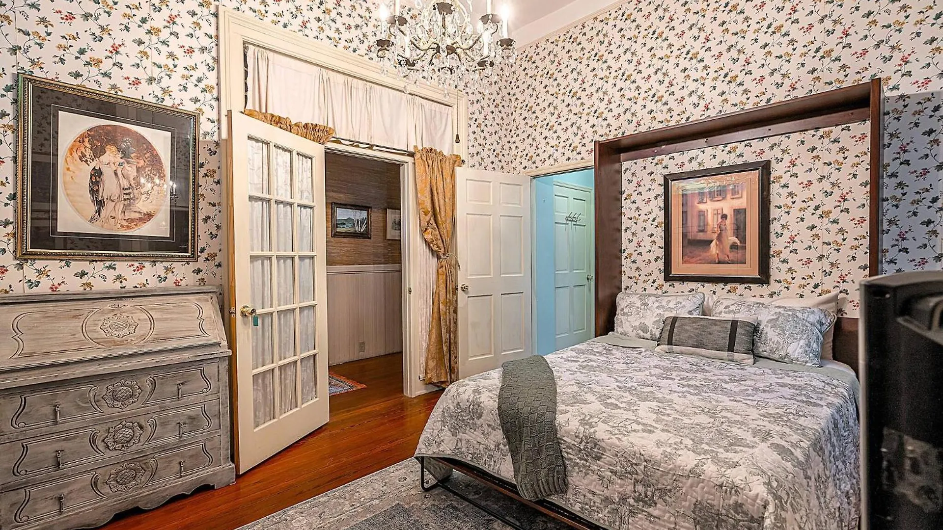 Parlor Room_victorian_private Entrance, Bathroom Dom wakacyjny Savannah