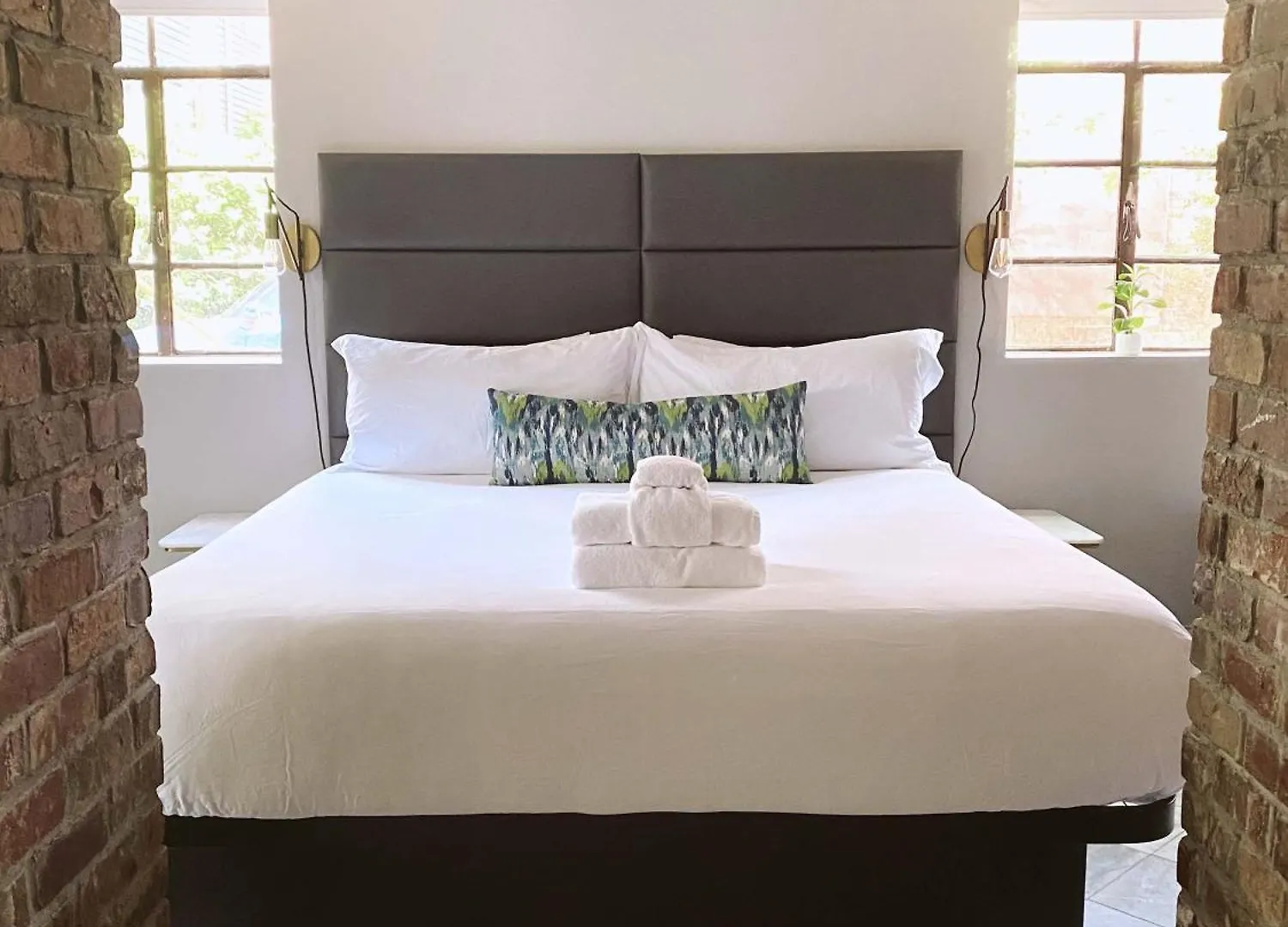 King And Queen 1st Floor Sleeps 6